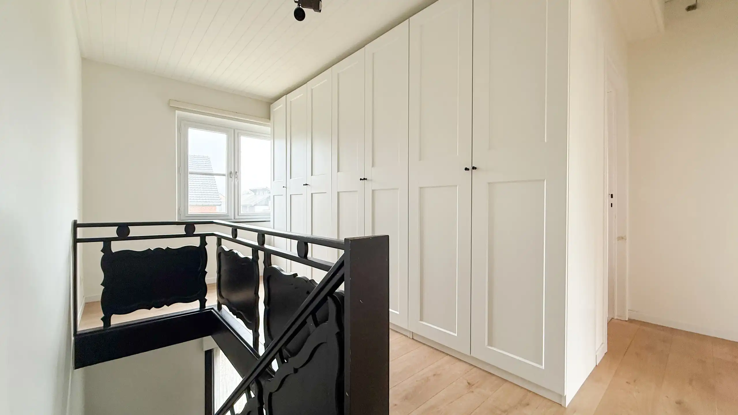 Instapklare open bebouwing met 4 slpk en 2 leefruimtes! foto 21