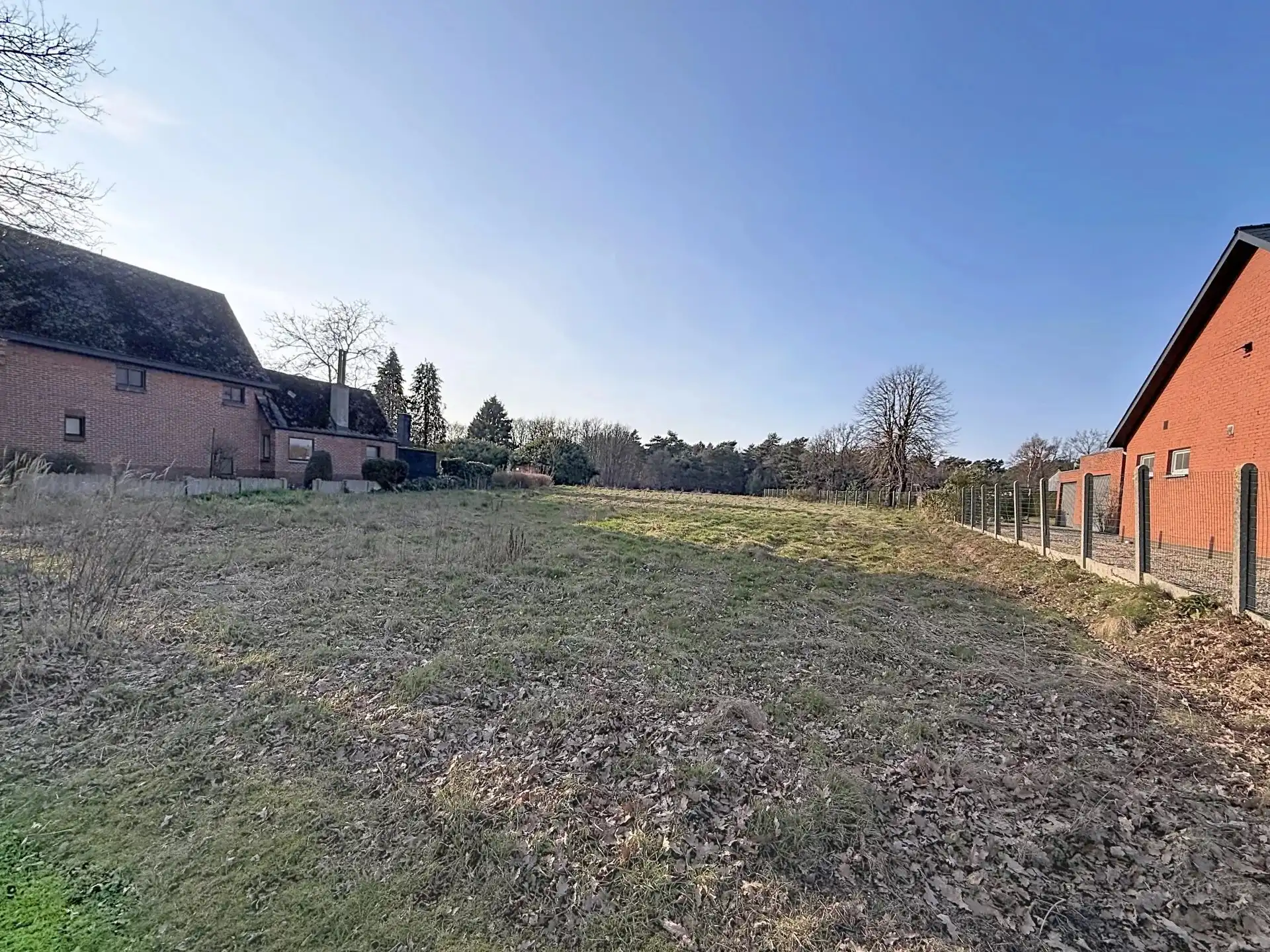 Prachtig gelegen bouwgrond (Lot 1) van 1889 m² op een zeer gunstige locatie. foto 3