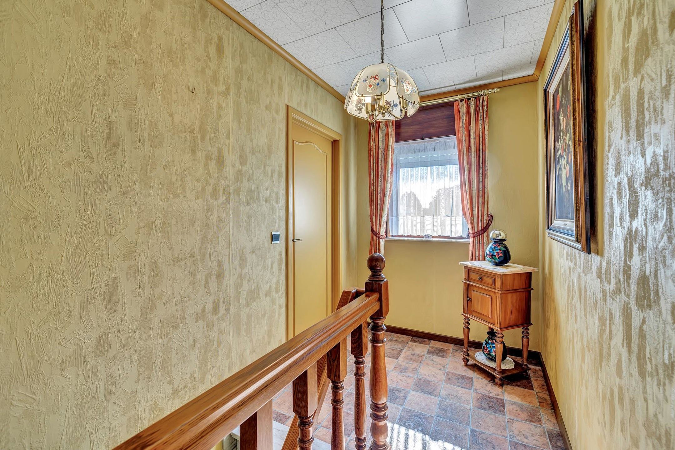 Charmante woning met 3 slpk met garage/(kleine)handelsruimte foto 18