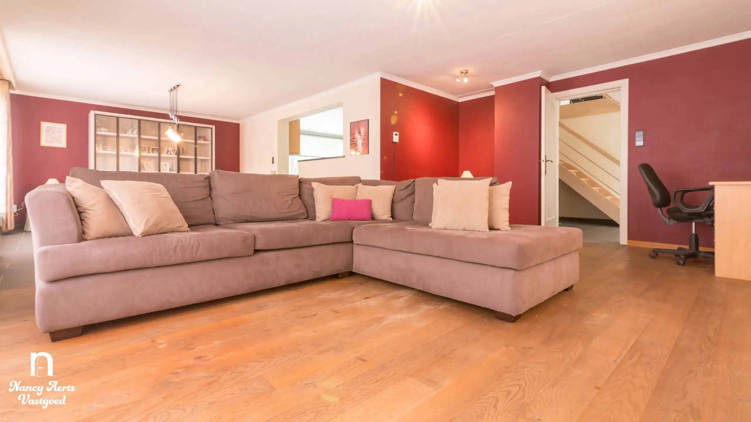 Rustig wonen – ruime gezinswoning op een perceel van 1102 m² foto 8