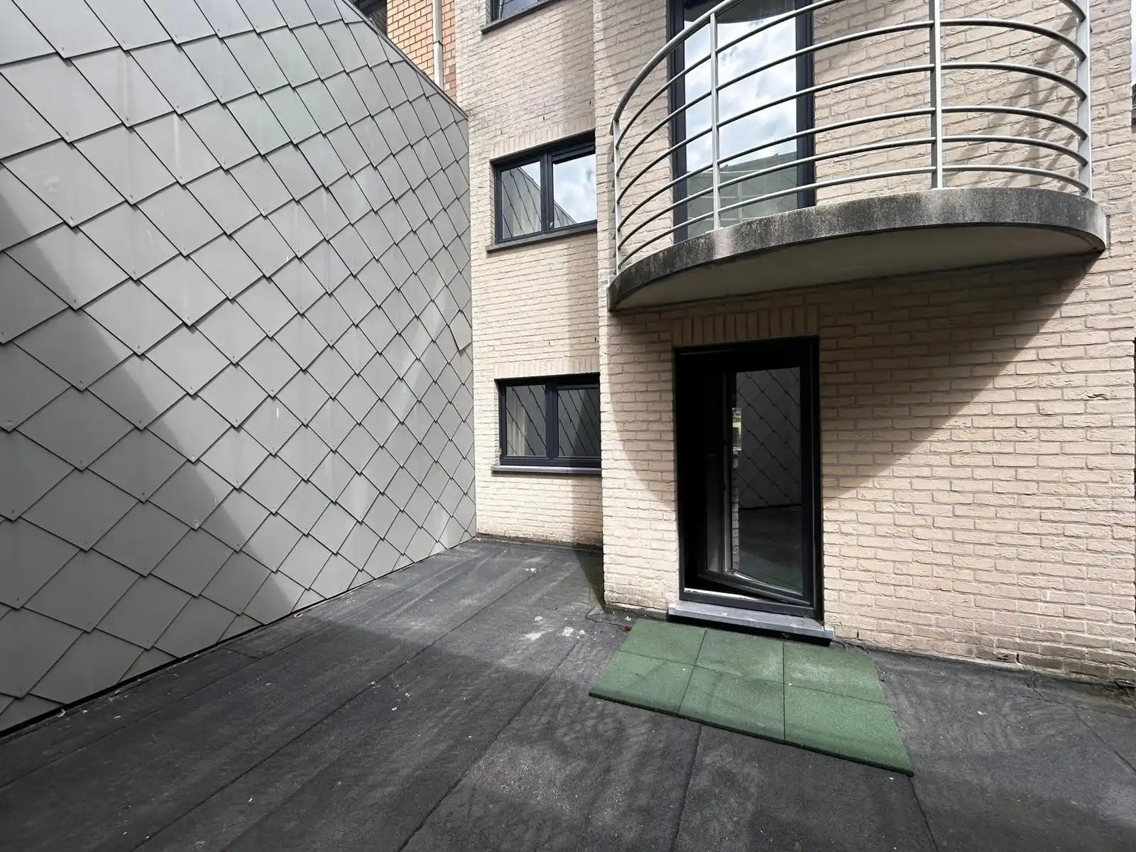  2 slaapkamer appartement in een kleinschalig gebouw EPC A foto 11