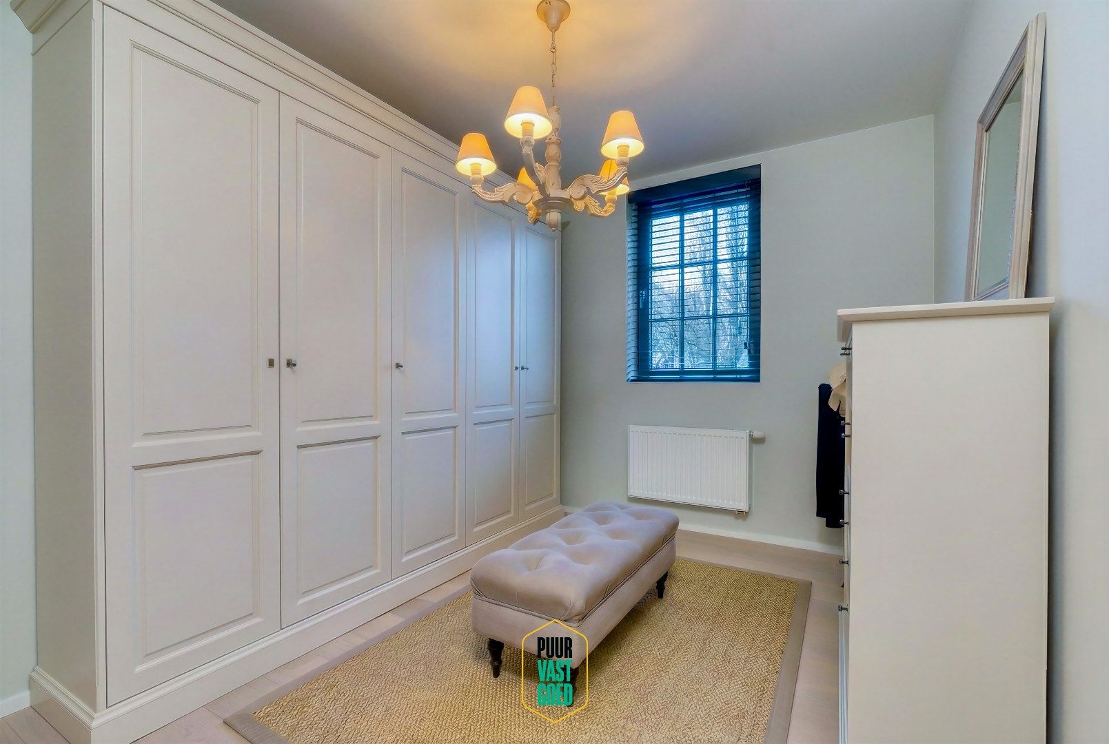 Recente, perfect afgewerkte, halfopen ruime Knokse Villa  foto 13