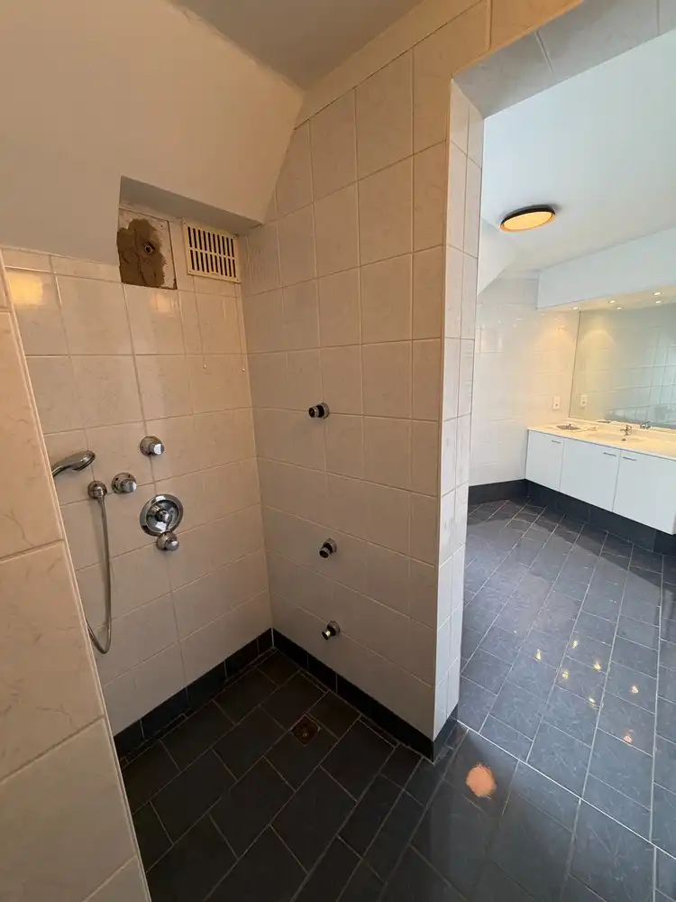 Ruime duplex in hartje Hasselt foto 16