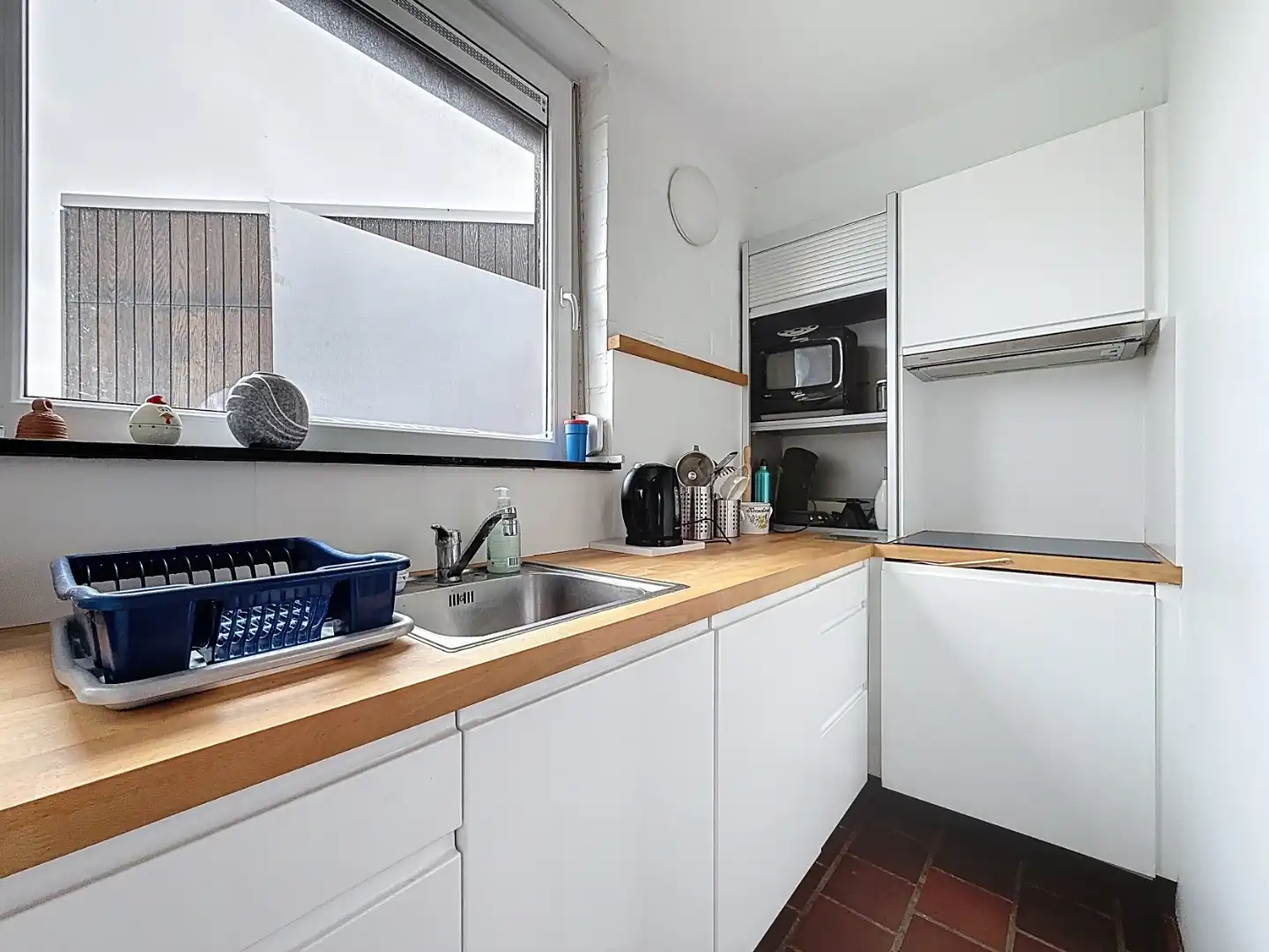 Op te knappen duplex appartement met 1 slaapkamer nabij de havengeul foto 4