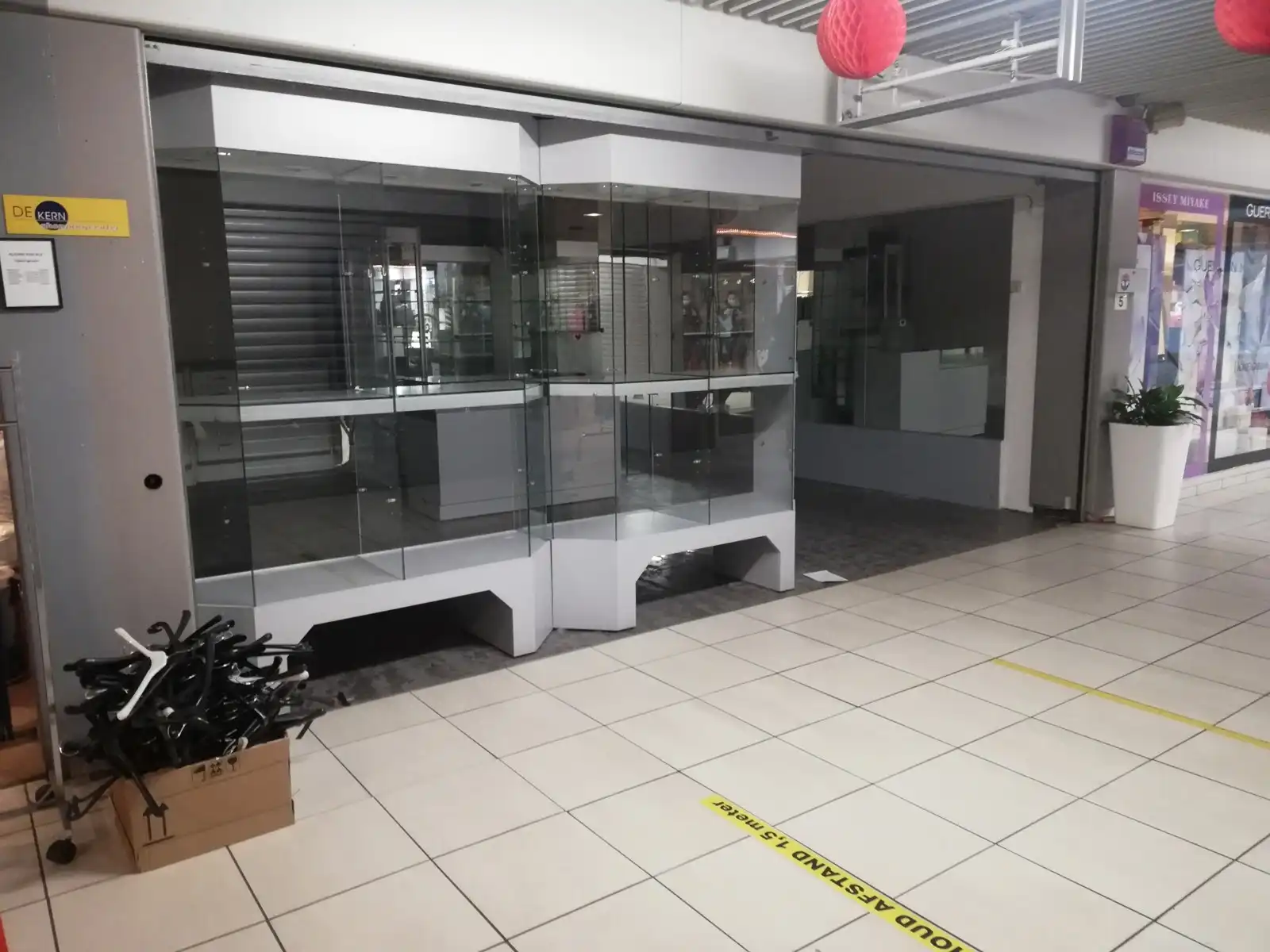 Commerciële ruimte te koop Heistraat 5 - - 2610 Antwerpen