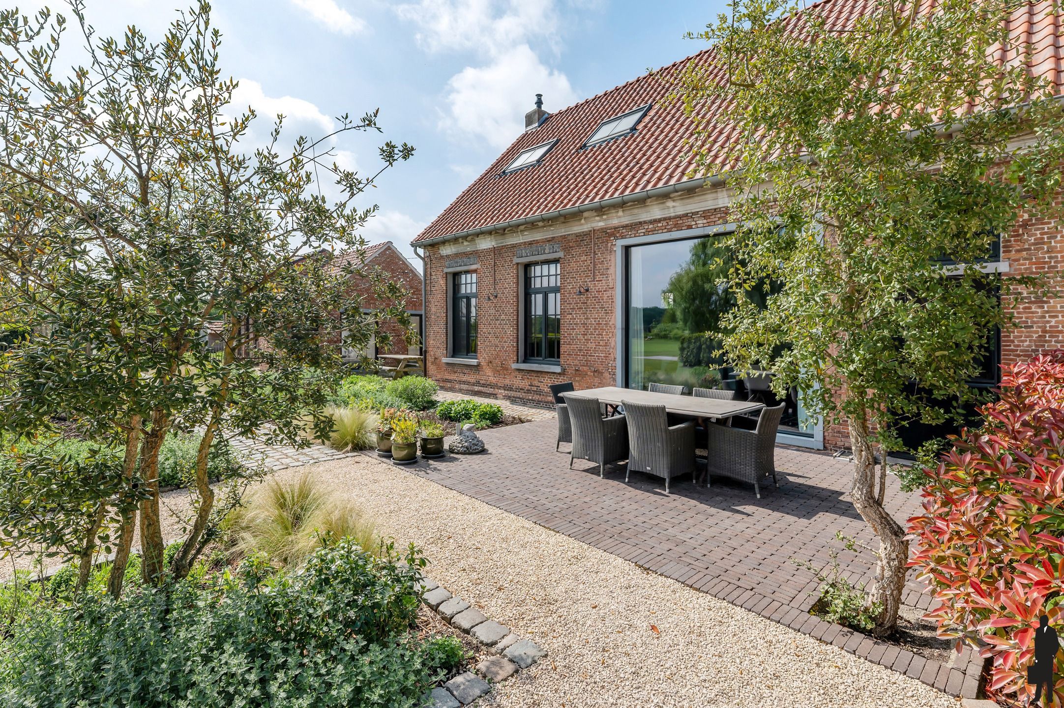 Unieke hoeve met schuur en bijgebouw op een perceel van 1ha foto 39
