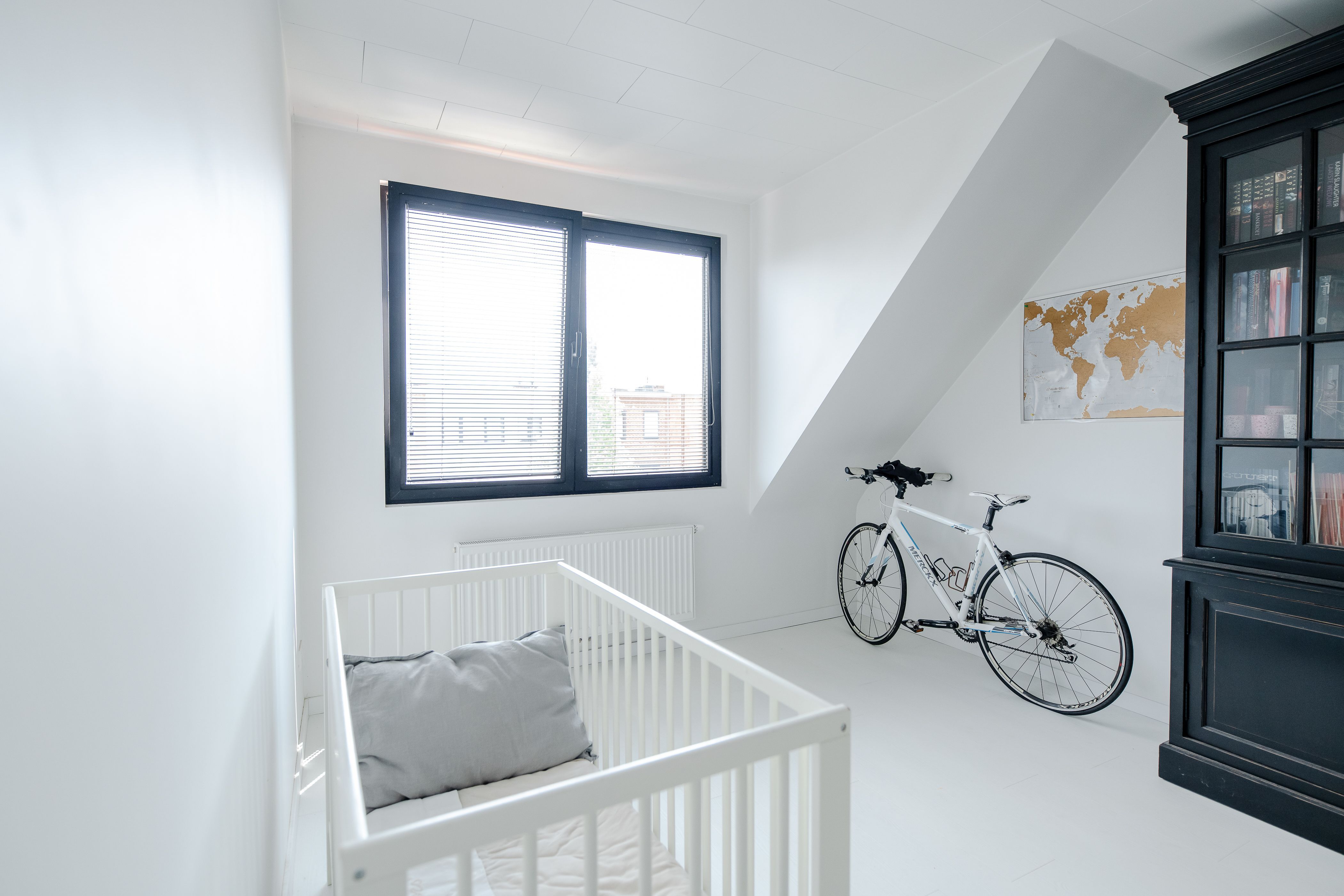 Feelgood woning met 4 slpks, 2 badk en prachtige tuin foto 33