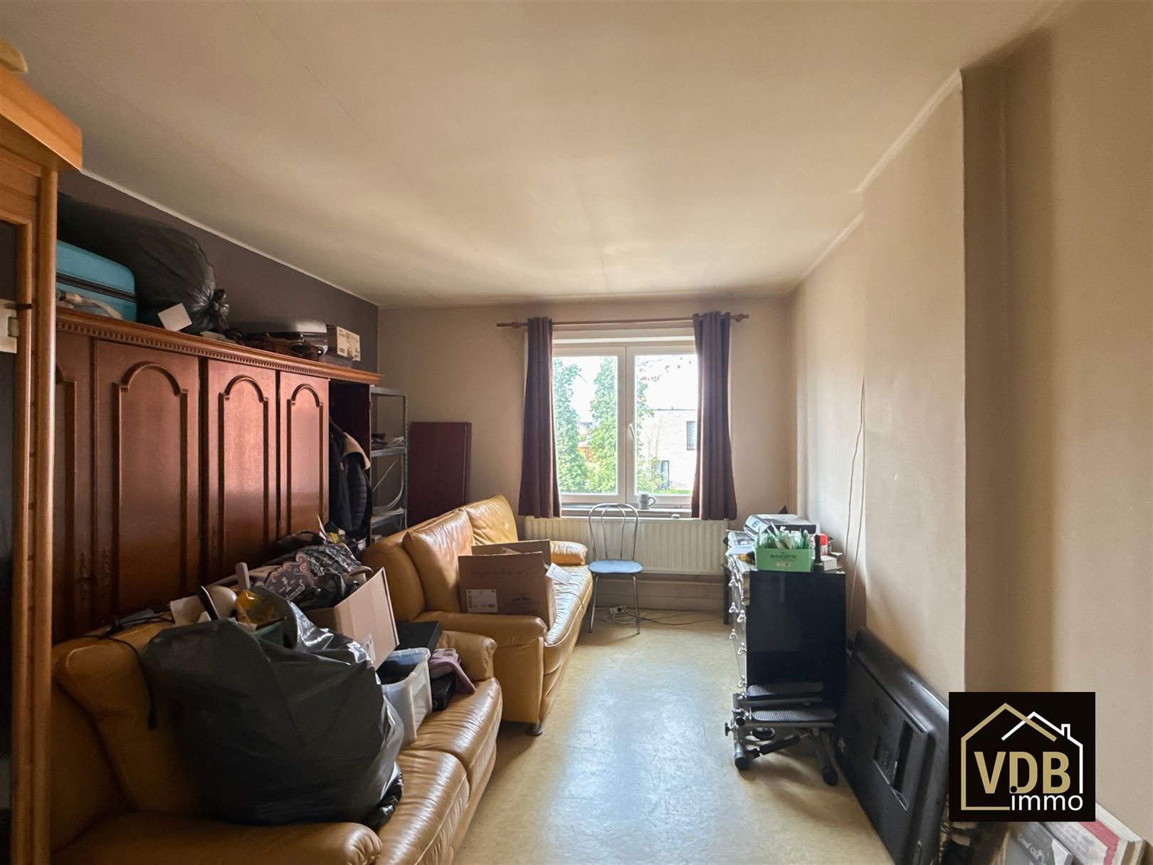 HANDELSHUIS MET WOONST foto 42