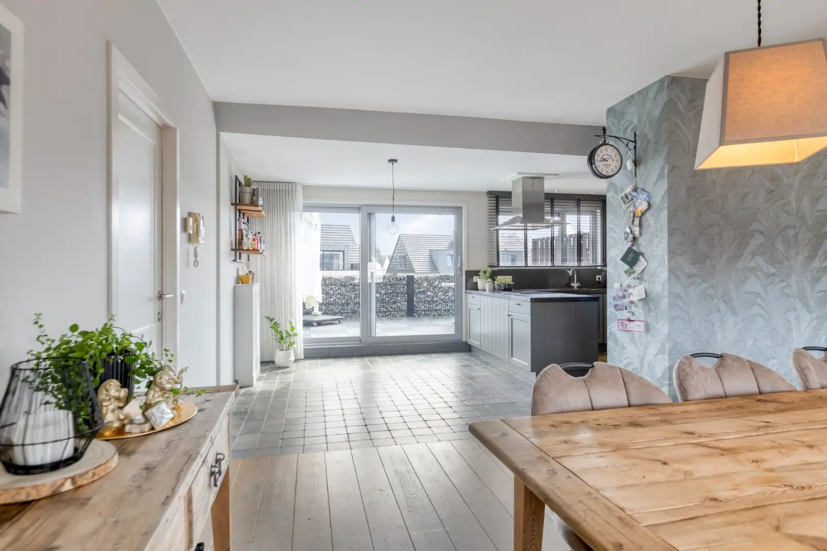 Ruim appartement met 3 slpks en prachtig terras, op wandel afstand van het centrum !  foto 9