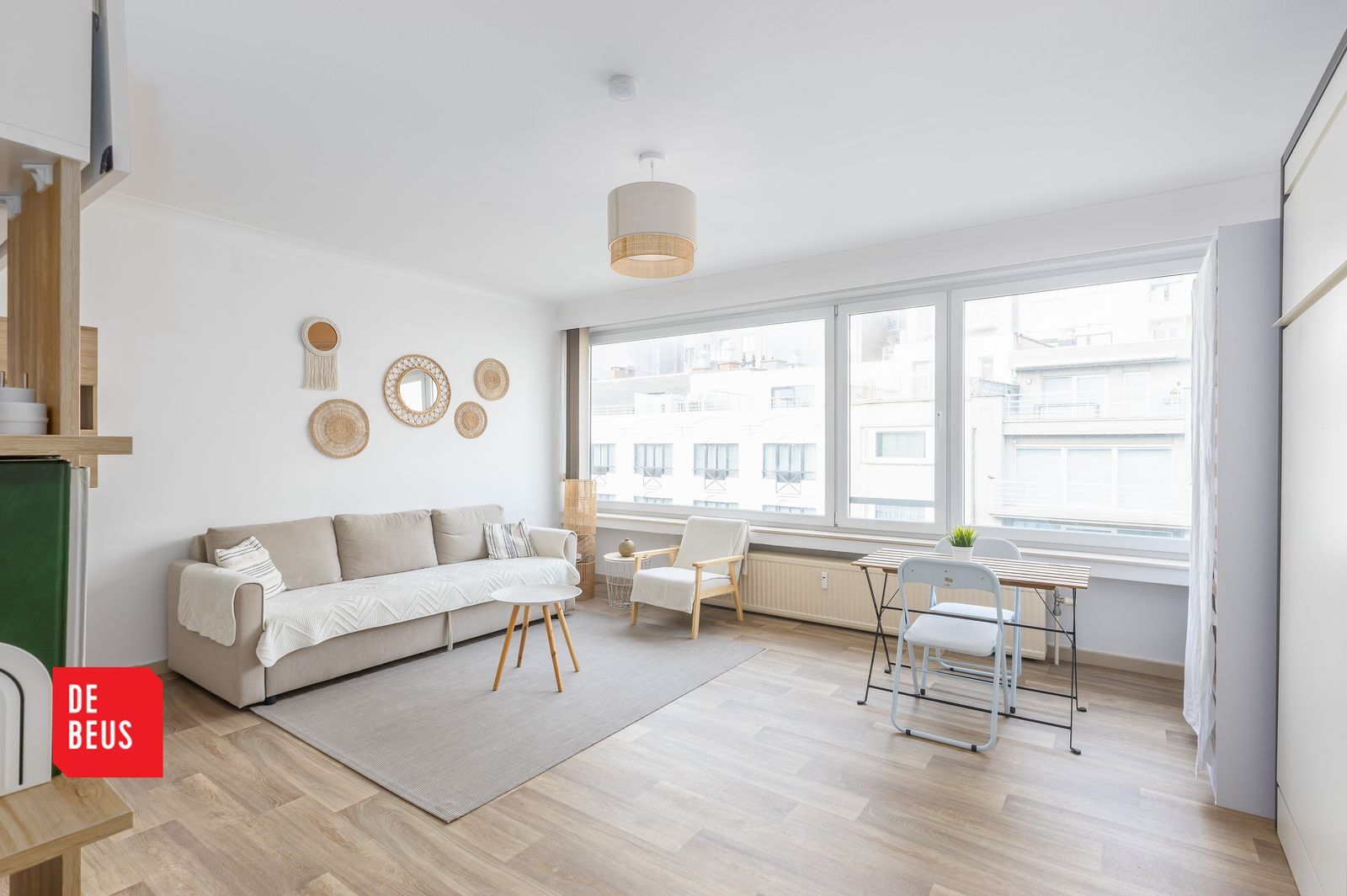 TOPAANBOD! Gerenoveerde studio op fantastische ligging met zeezicht foto {{pictureIndex}}