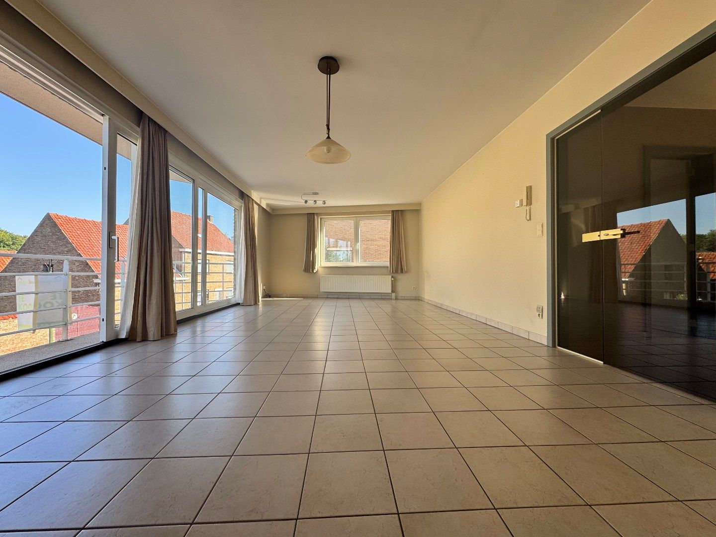 Appartement met 2 slaapkamers en 2 terrassen te Koekelare  foto 5
