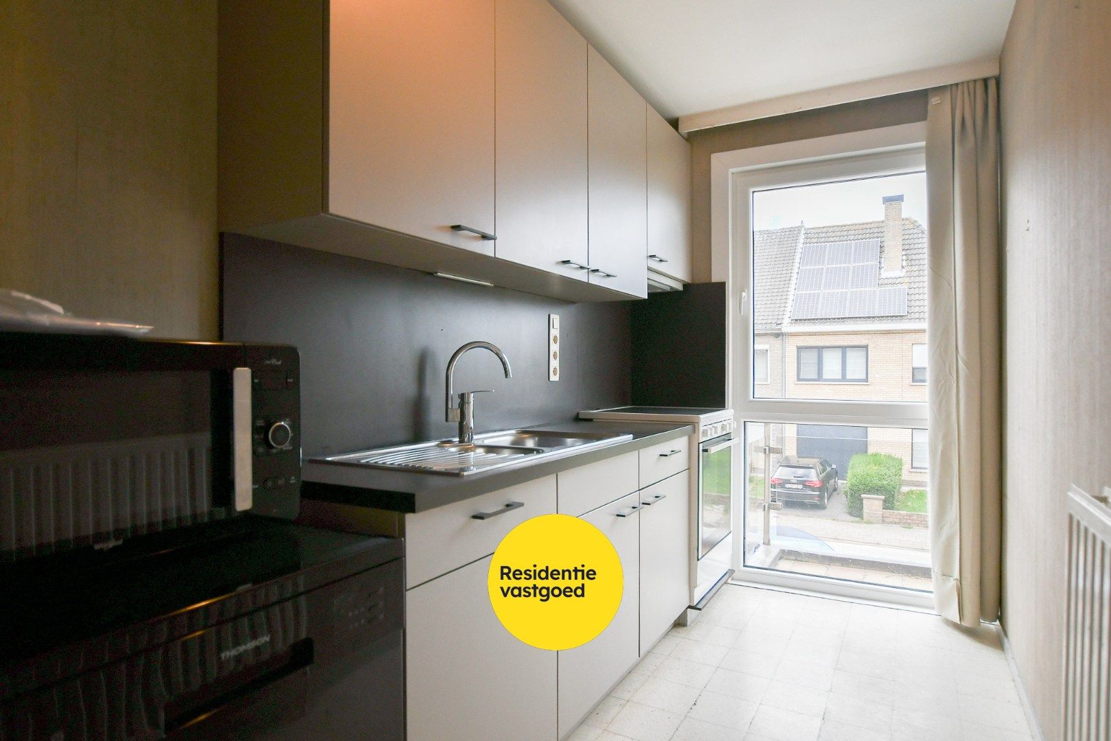 Verzorgd appartement met 2 slpks in rustige buurt te St-Andries foto 4