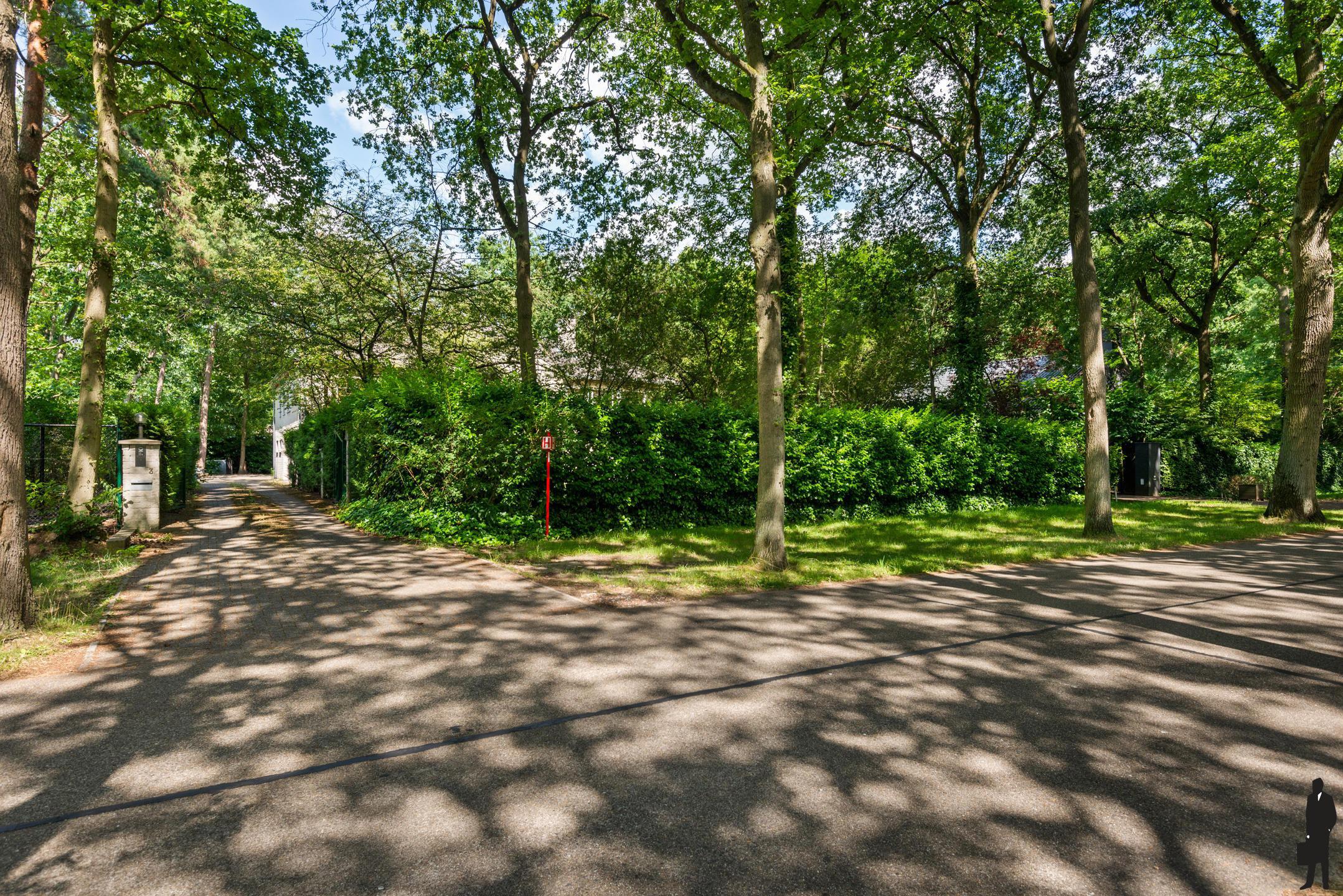 Statige villa, gelegen in 't Vriesdonk op een terrein van 1.405m² foto 14