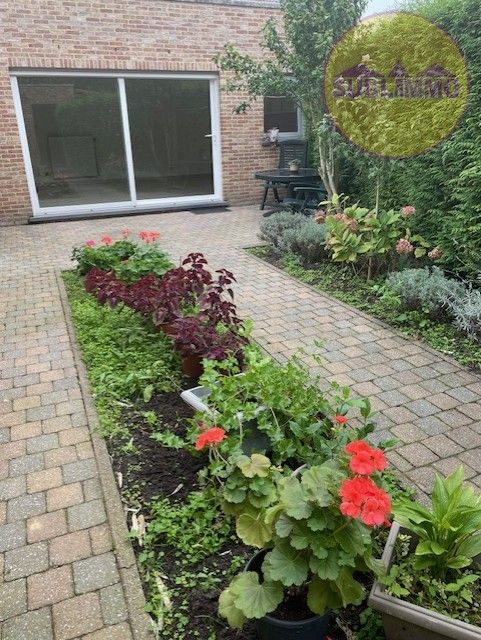 Ruime woning met afzonderlijk appartement op een perceel van 858 m² in Mol. foto 50