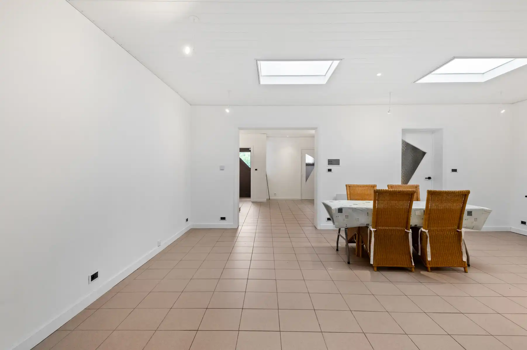 Charmante woning met 3 slaapkamers en zonnige tuin foto 5