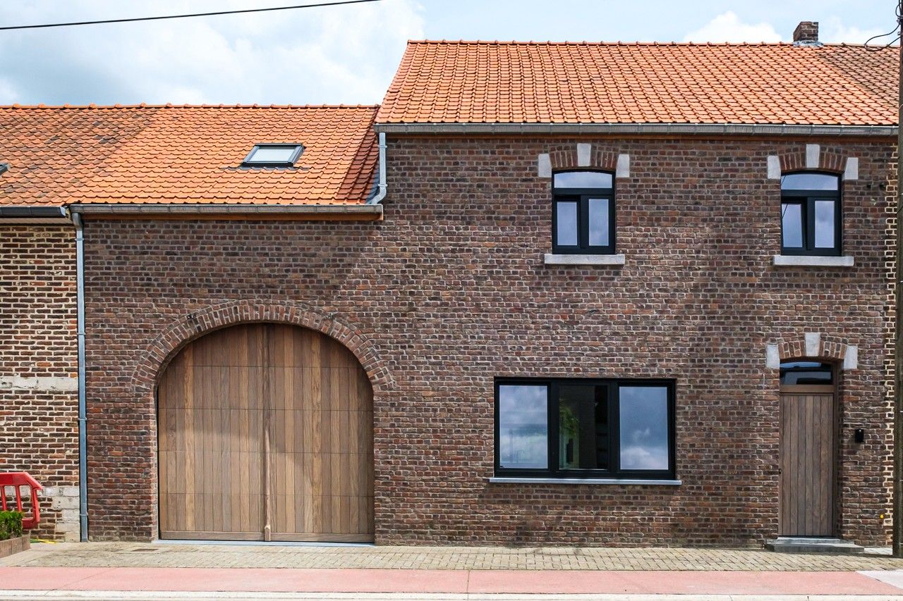 Volledig gerenoveerde, instapklare woning foto {{pictureIndex}}