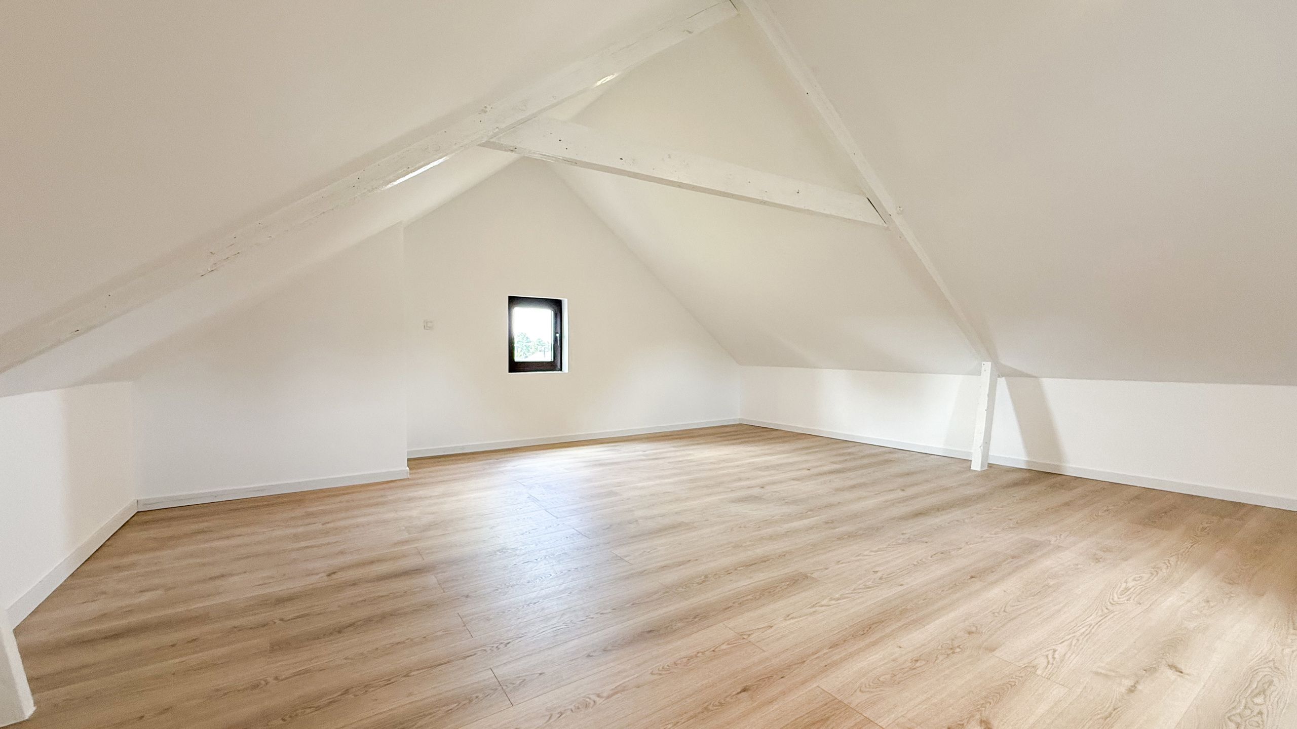 Karaktervolle woning met moderne afwerking en zonnige tuin! foto 29