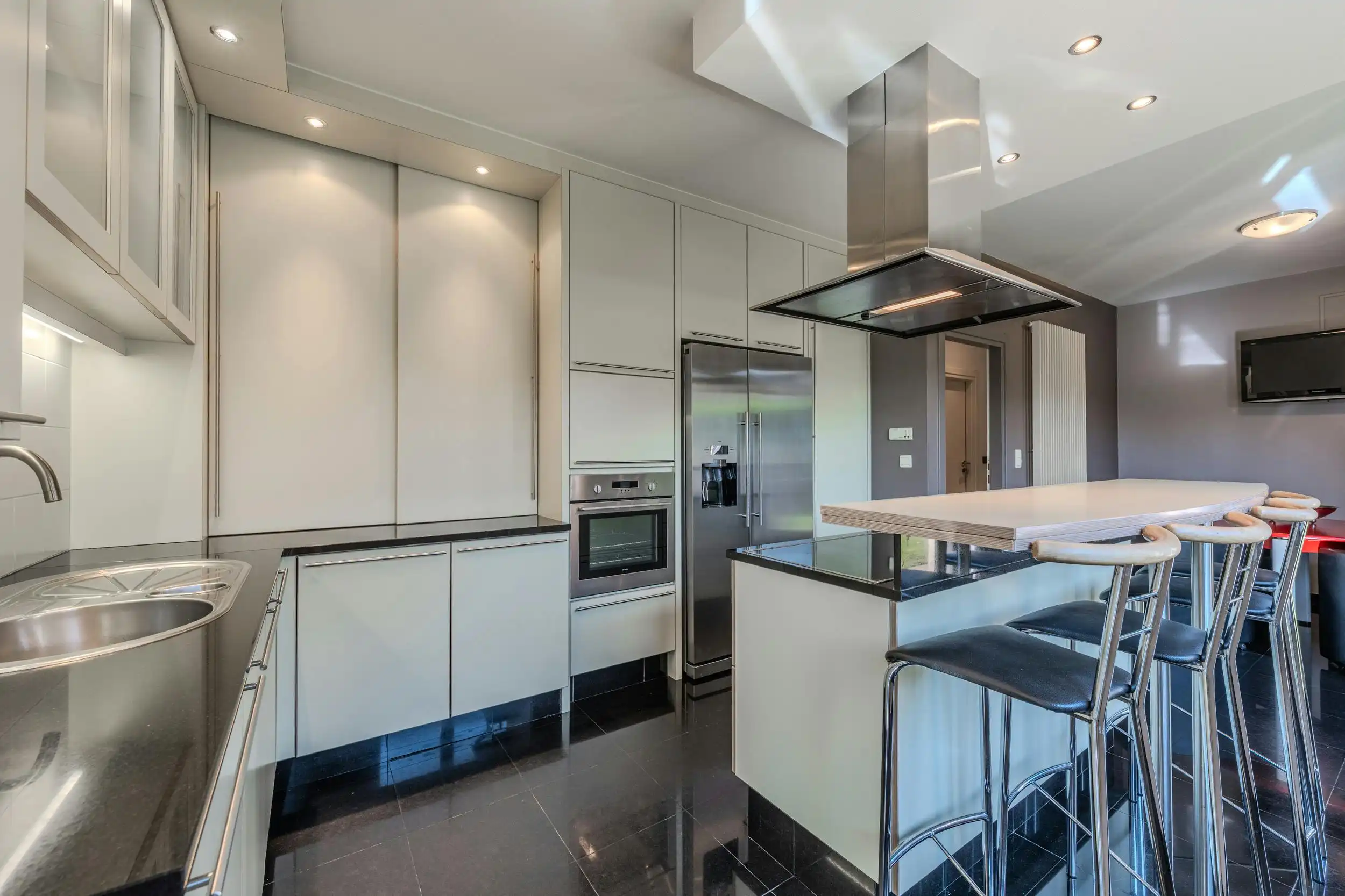 Prachtige villa met 5 slaapkamers te koop in Nieuwpoort. foto 7