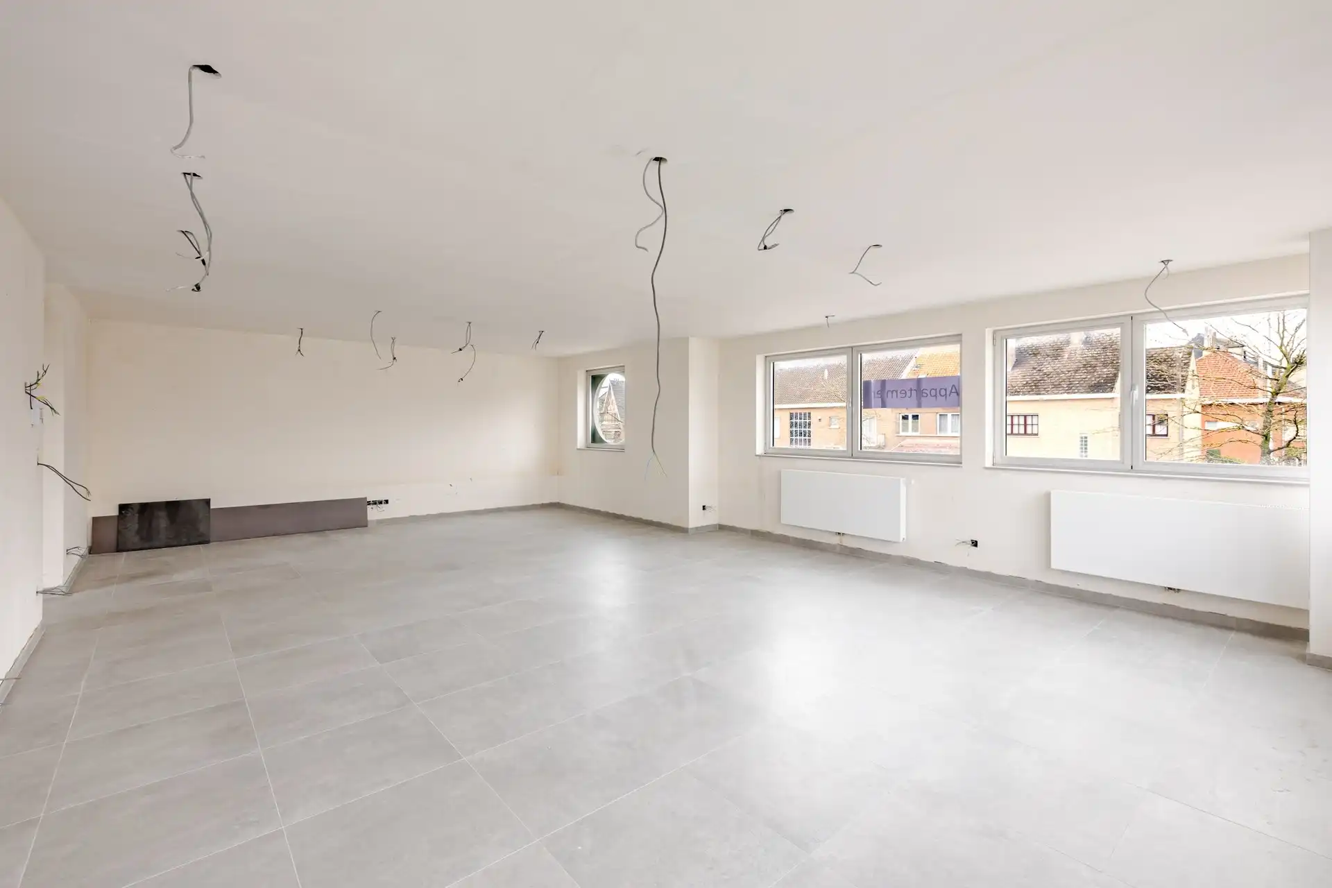 Ruim en lichtrijk, af te werken appartement van 173 m² foto 5