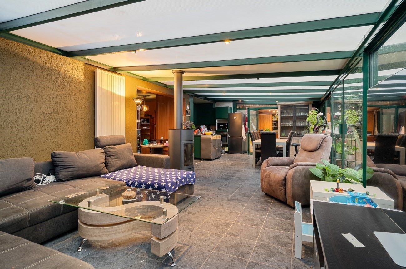 Goed gelegen villa in hoeve-stijl met ruime tuin foto 10