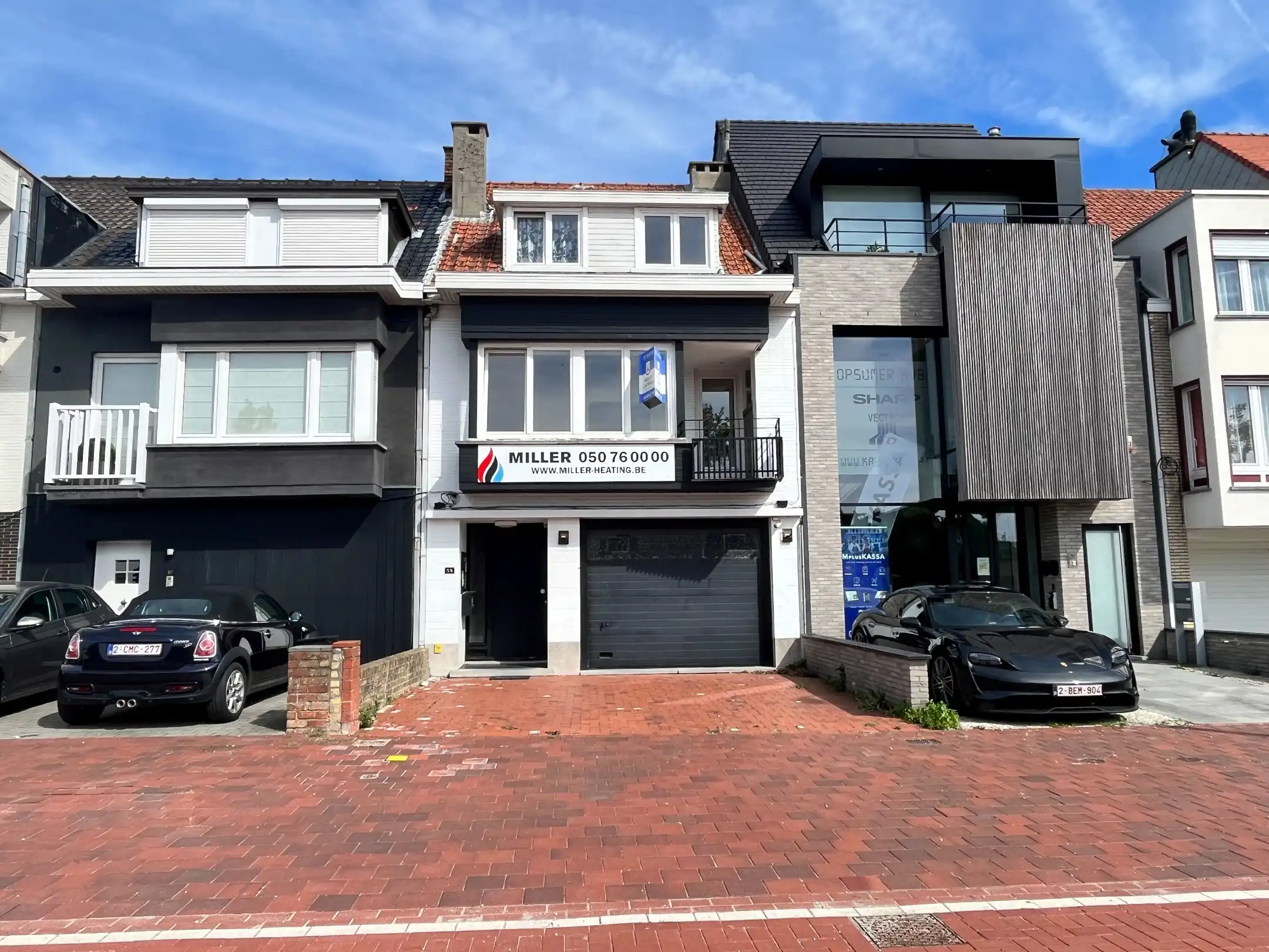 Garagebox met 2 staanplaatsen te Natiënlaan (Knokke) foto {{pictureIndex}}