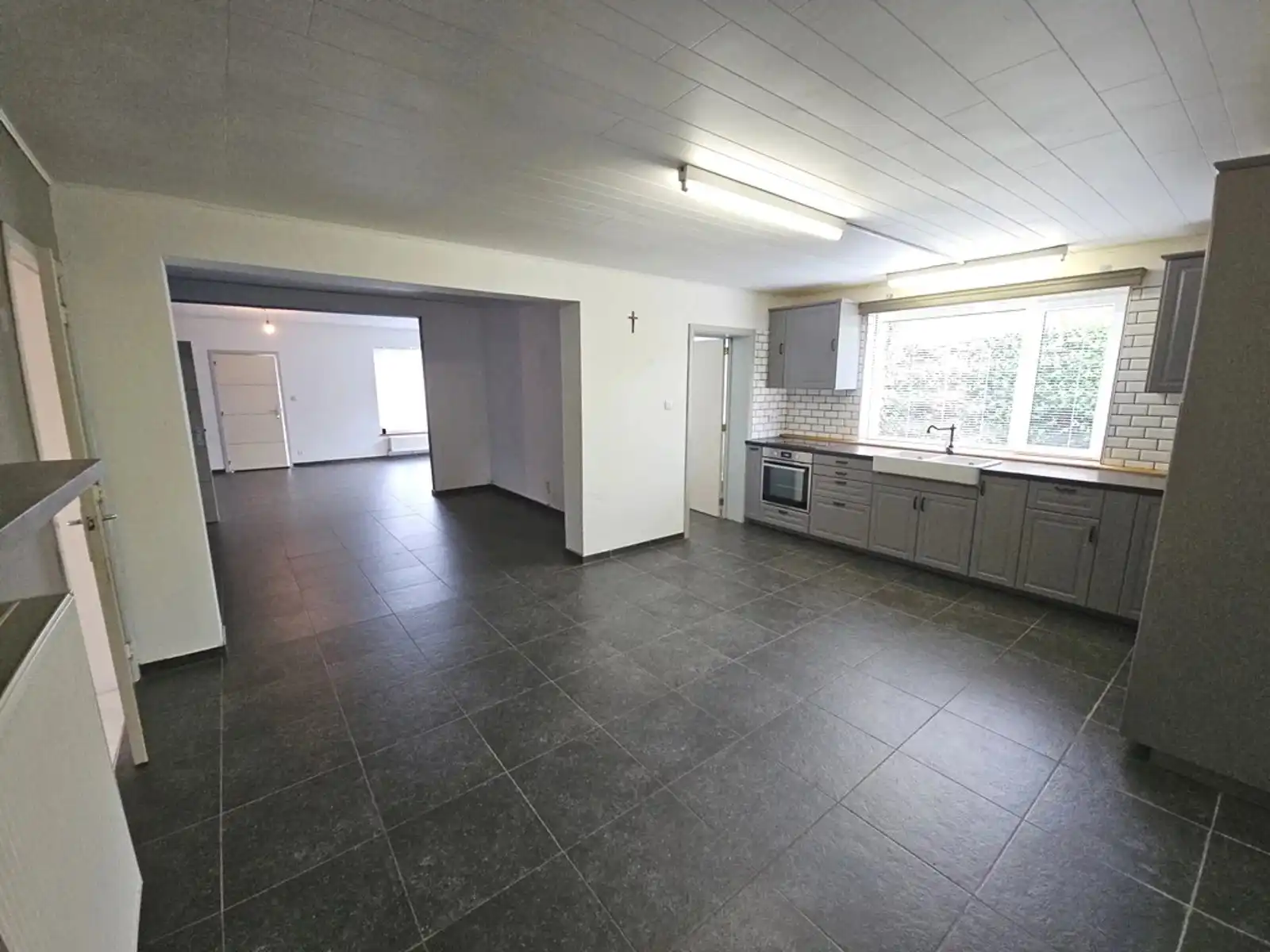 Charmante gelijkvloerse woning in een rustige residentiële omgeving. foto 6