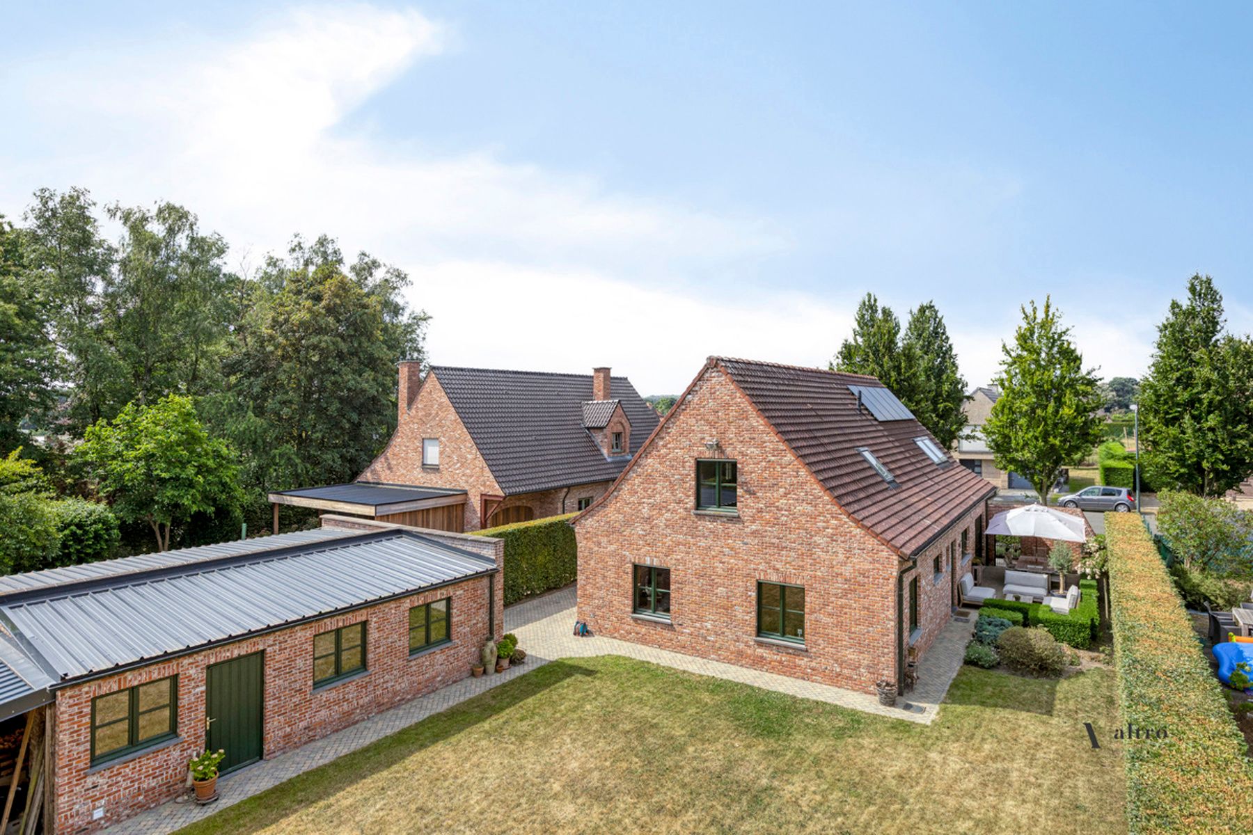 Prachtige en instapklare villa in landelijke stijl  foto 36