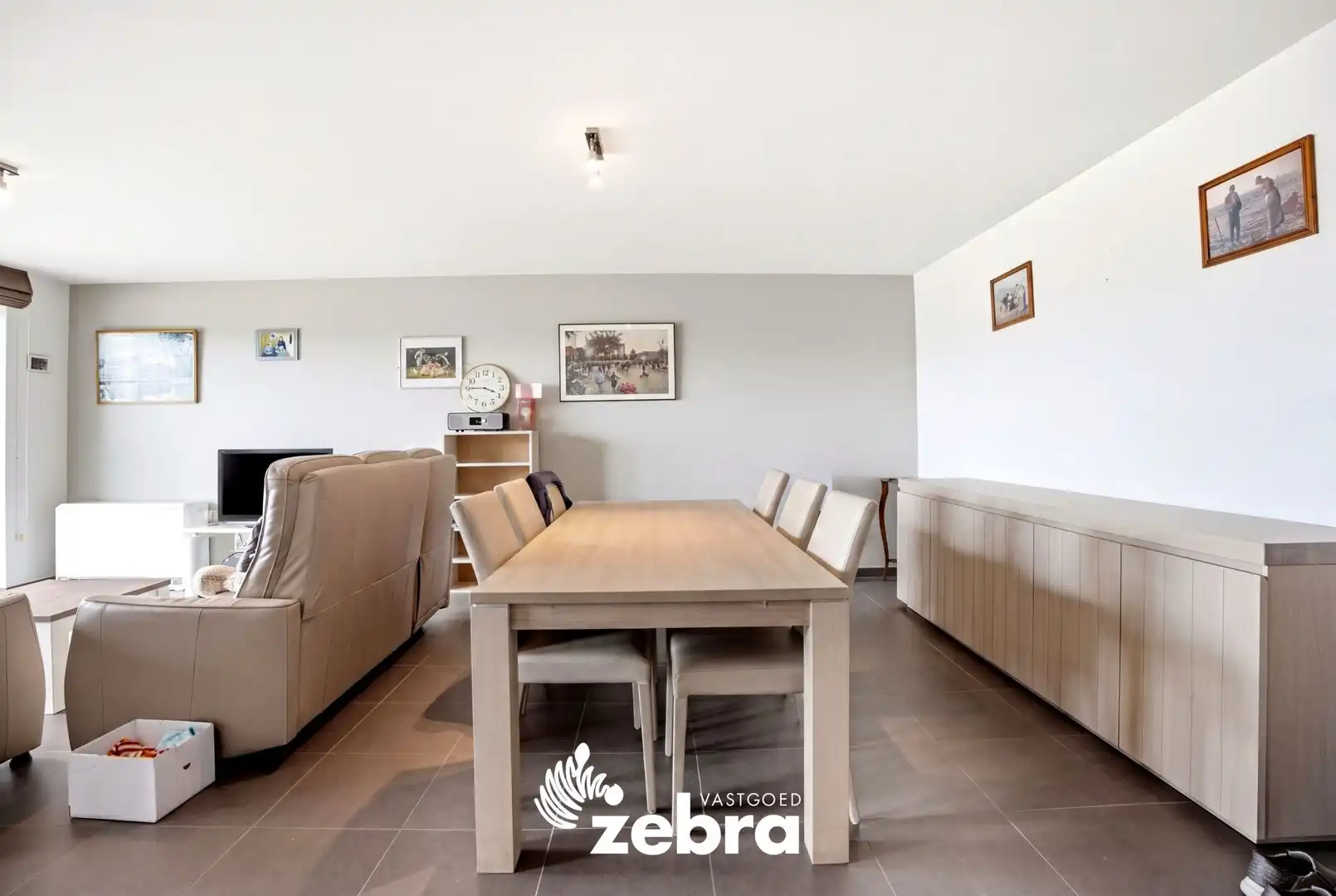 Instapklaar appartement met 2 terrassen nabij centrum Roeselare! foto 6