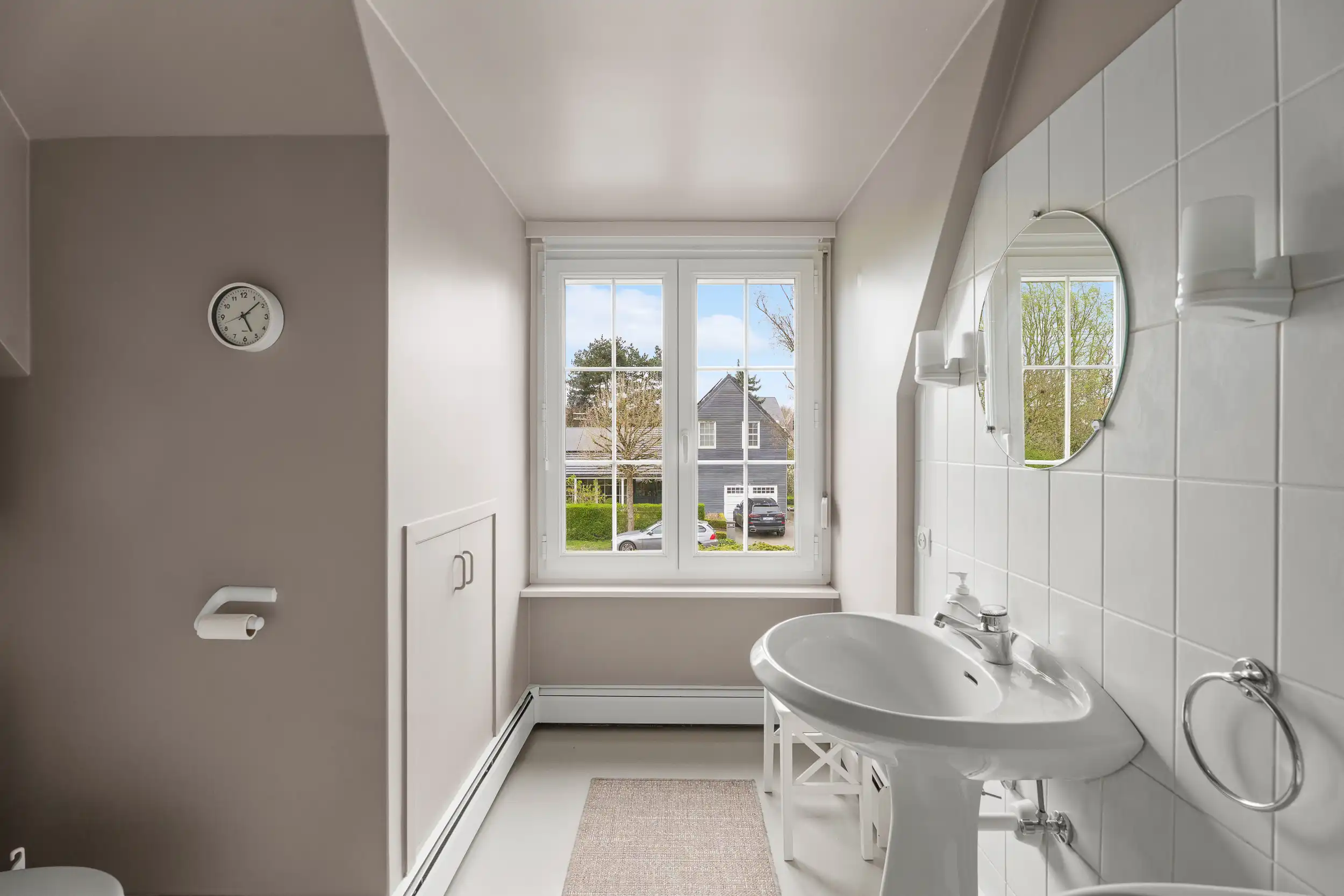 Karaktervolle villa op toplocatie nabij de oude Leiearm foto 17