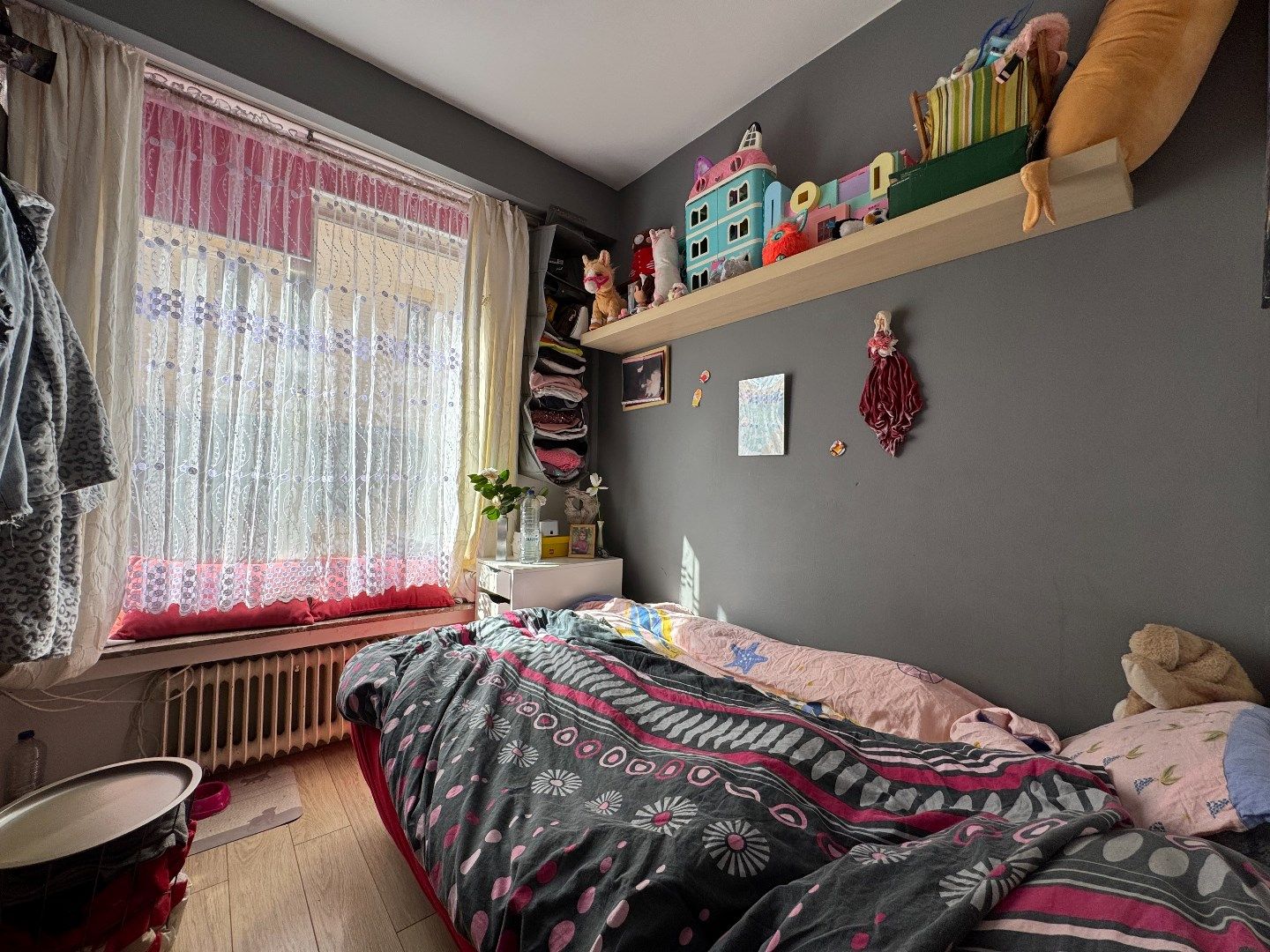 appartement op VERD. 1 met 3 kelderbergingen en garage foto 9