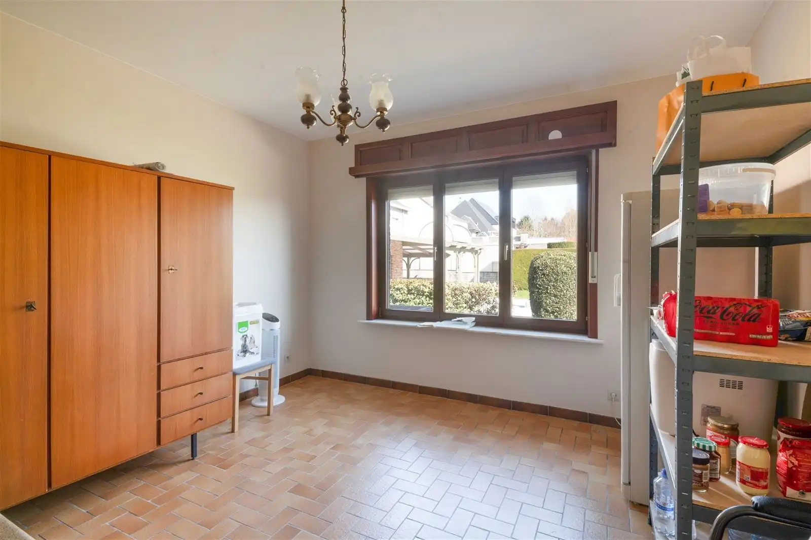 villa bungalow met tuin en aparte garage op +/- 10are foto 16