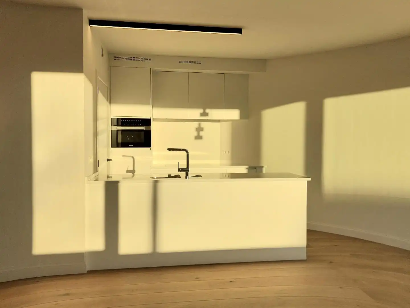 Nieuwbouwappartement met hoogstaande afwerking foto 5