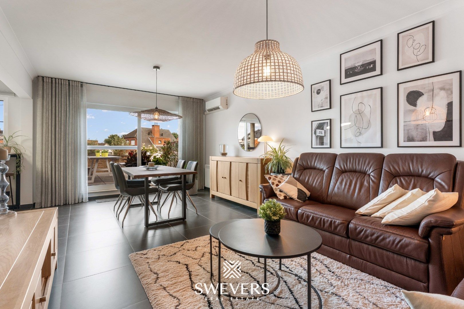 Comfortabel wonen met ruim Terras, 2 Slaapkamers, parkeerkelder & berging foto 4