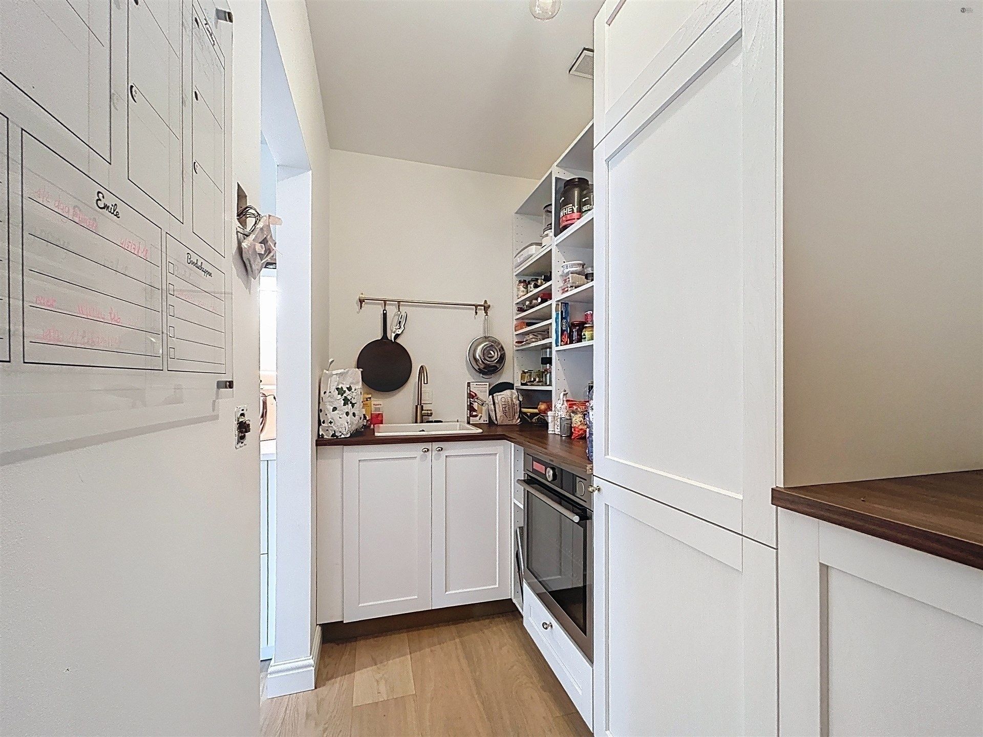 Prachtige half open bebouwing met 4 slaapkamers en garage op perceel van  450 m²  foto 9