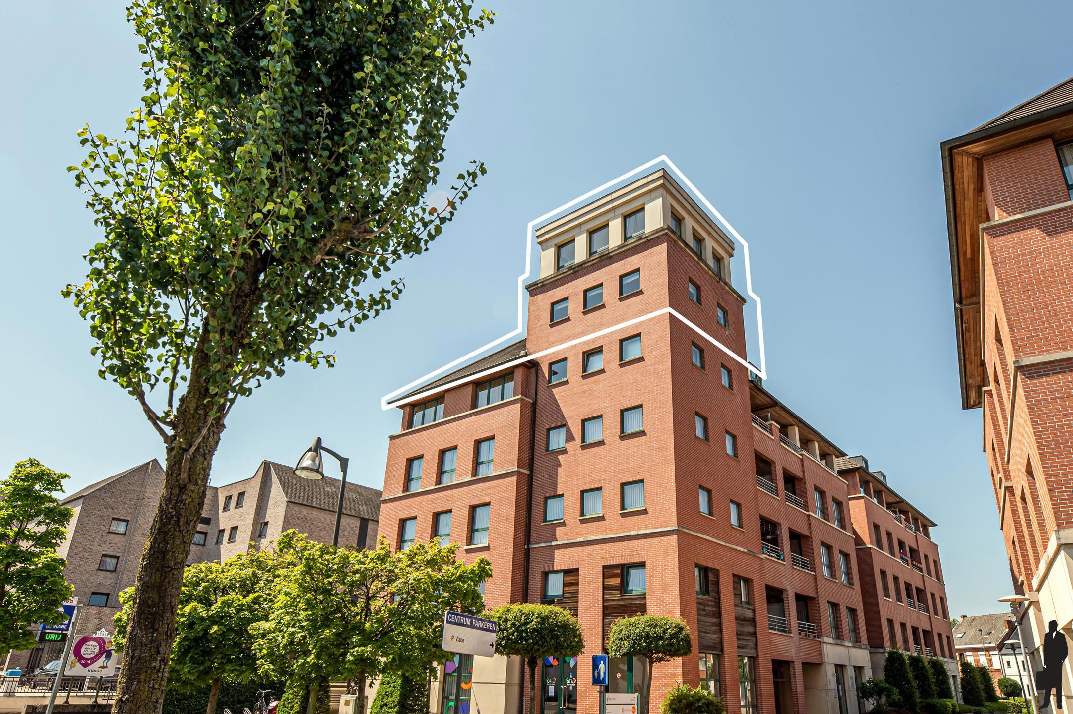 Riant penthouse met dakterras met 360° zicht over Turnhout  foto {{pictureIndex}}