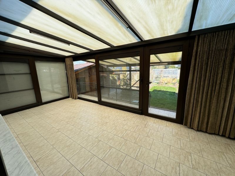 Goed onderhouden gezinswoning op 732m². foto 8