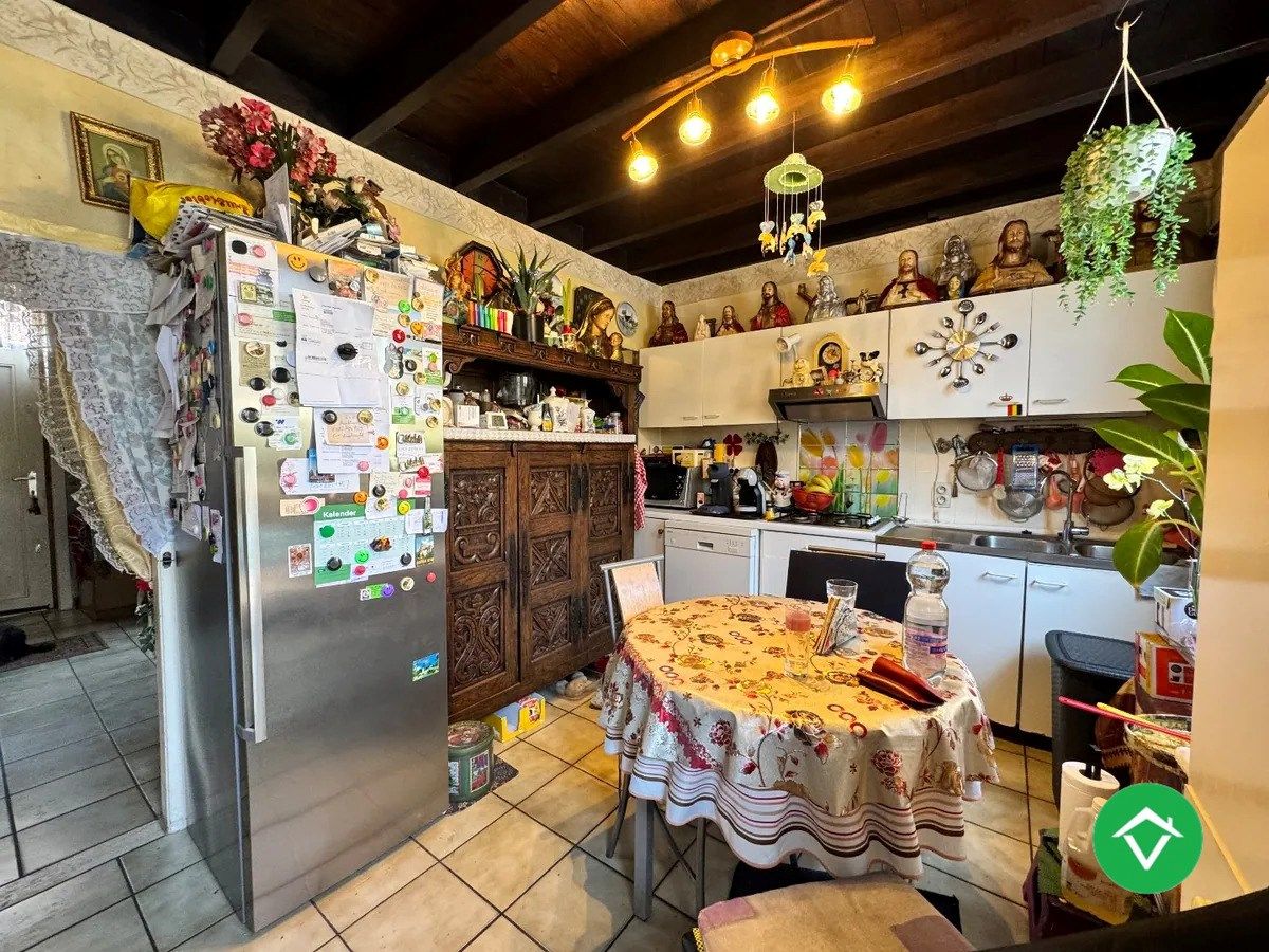 Instapklare woning met 4 slaapkamers in centrum van Koekelare foto 6