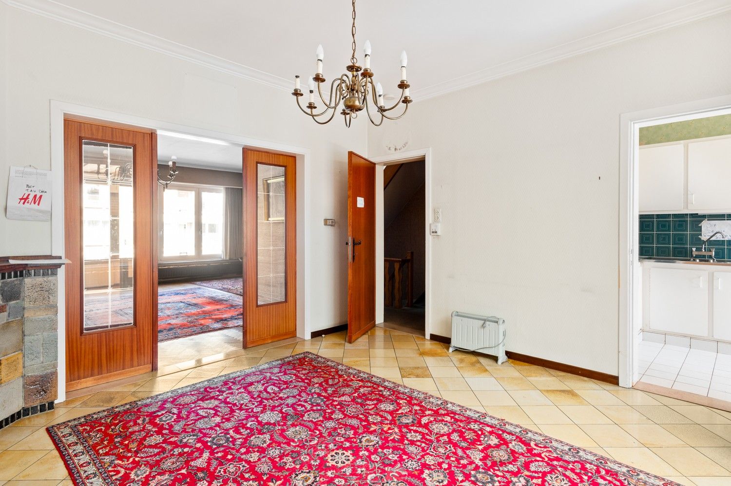 Ruim huis met 4 slaapkamers, tuin, veranda en garage in Deurne! foto 7