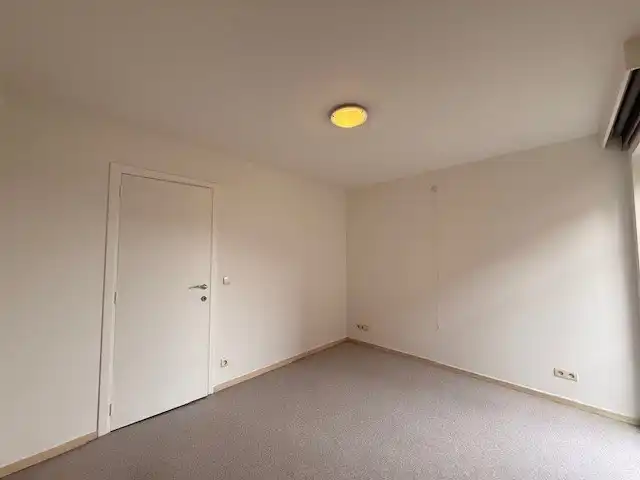 Verzorgd appartement met 1 slaapkamer, terras en lift. foto 12