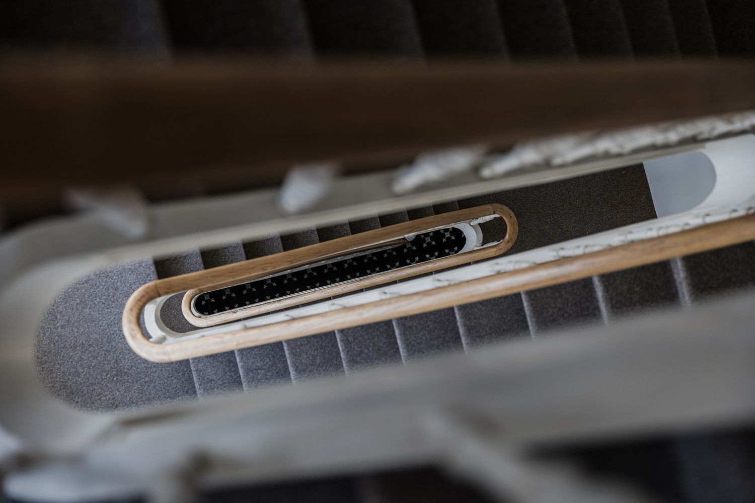 Buitengewoon royaal herenhuis centrum Gent met verwarmd buitenzwembad. foto 21