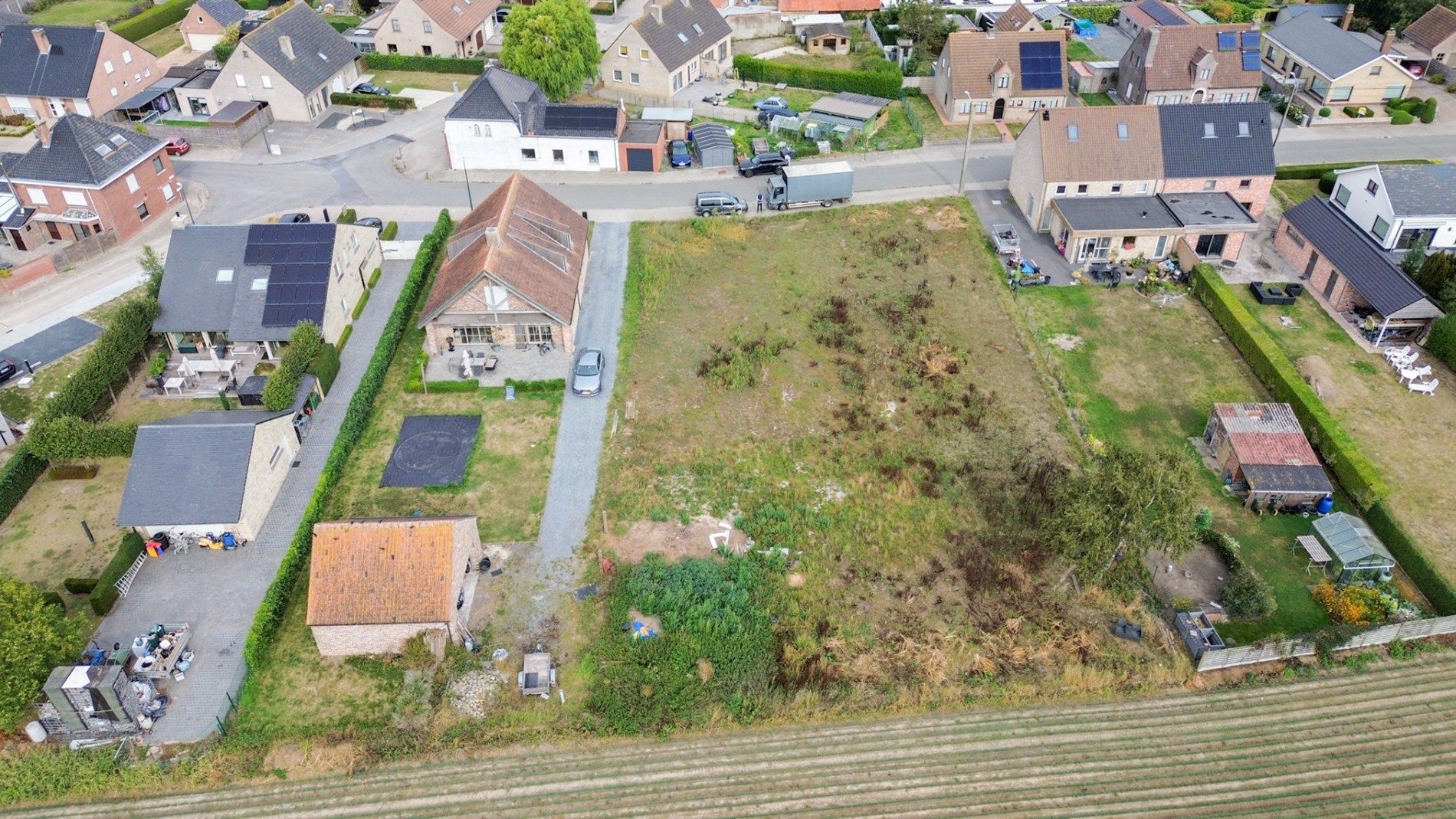 Mooi gelegen perceel bouwgrond voor open bebouwing, 804 m², Bovekerke.  foto 12