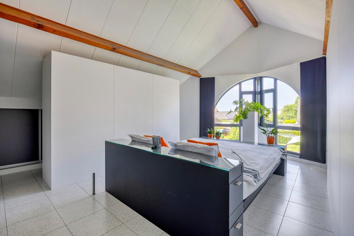 gezellige en lichtrijke villa op 9,50 are - 100 % instapklaar foto 22