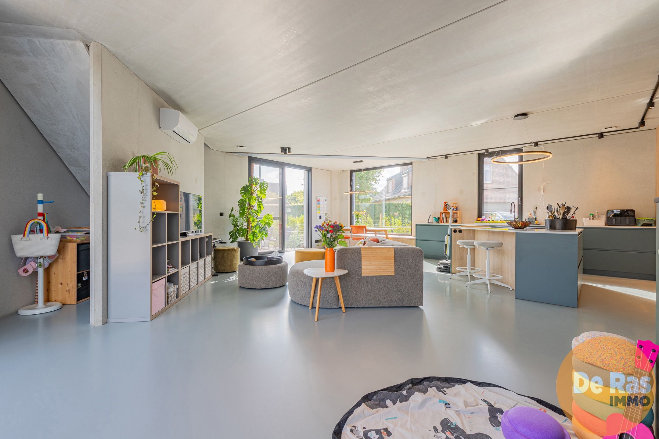 GIJZEGEM - Energiezuinige moderne woning  in rustige straat foto 4