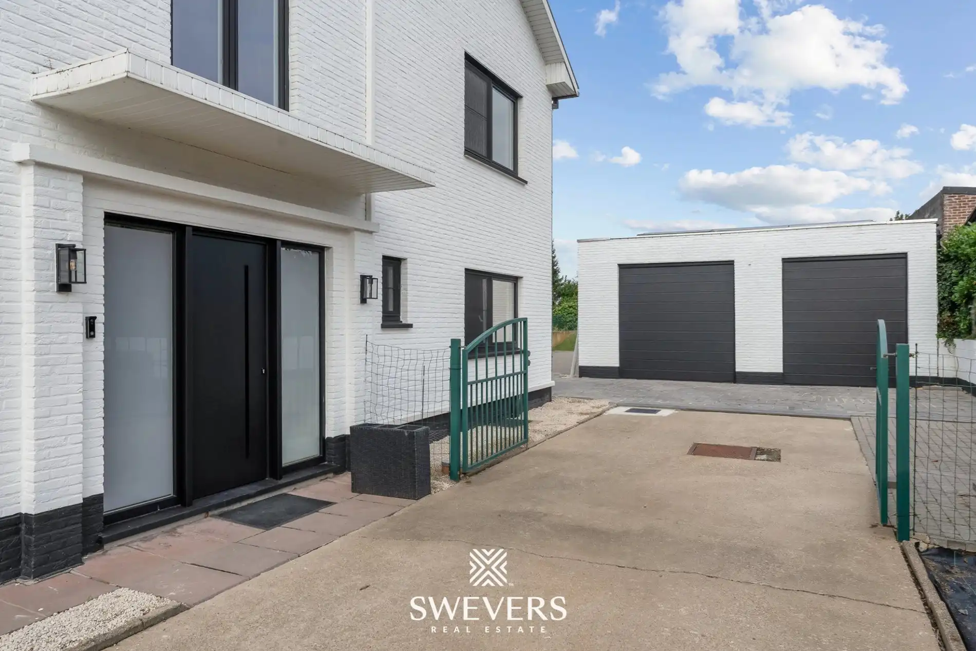 Volledig vernieuwd pareltje met terras, balkon & loods in Riemst foto 27