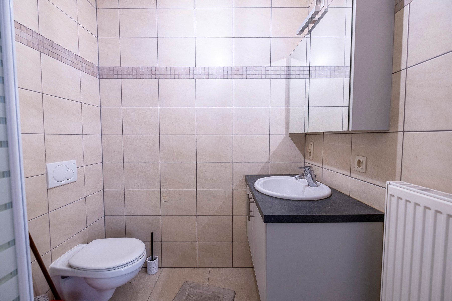 Nieuwbouw studio met aparte slaapkamer foto 6