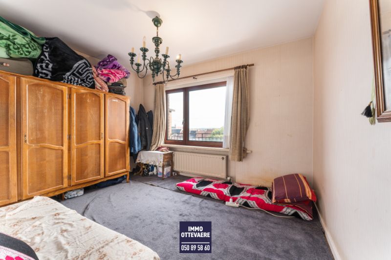 Te renoveren appartement in centrum Harelbeke met woonoppervlak van 134 m2 foto 9