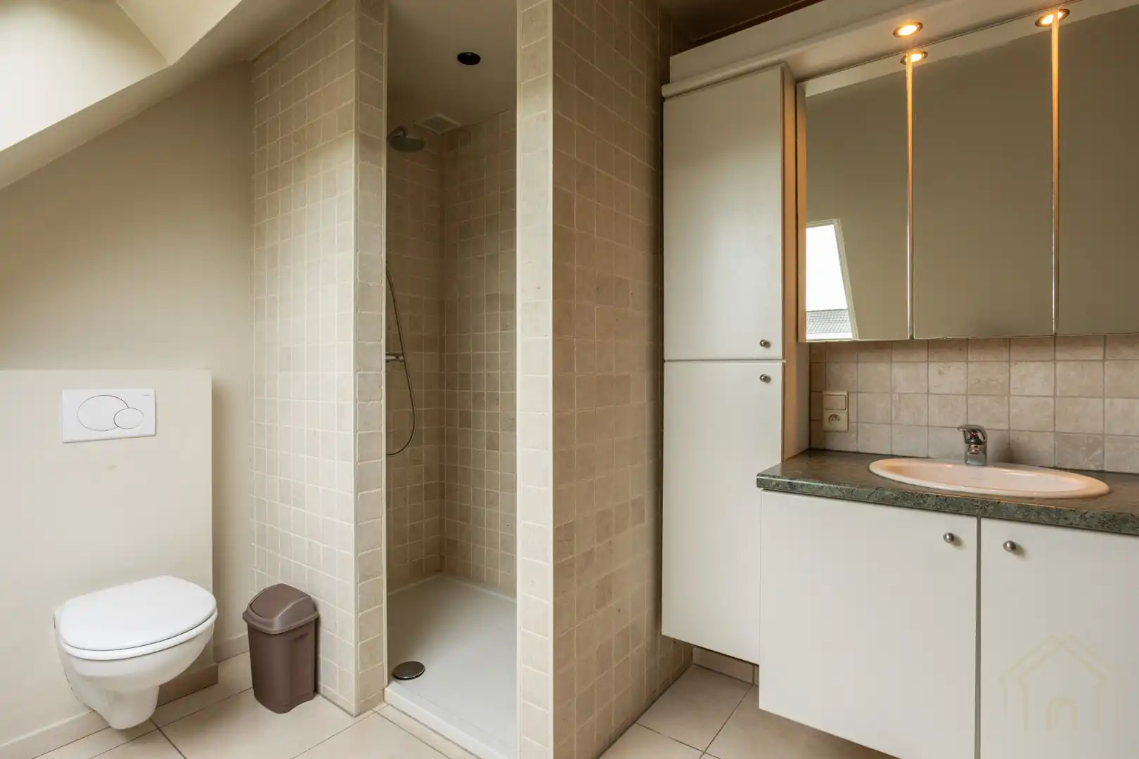 Ruime en energiezuinige villa met 5 slaapkamers in rustige buurt ‘De Posthoorn’ – Wevelgem foto 25