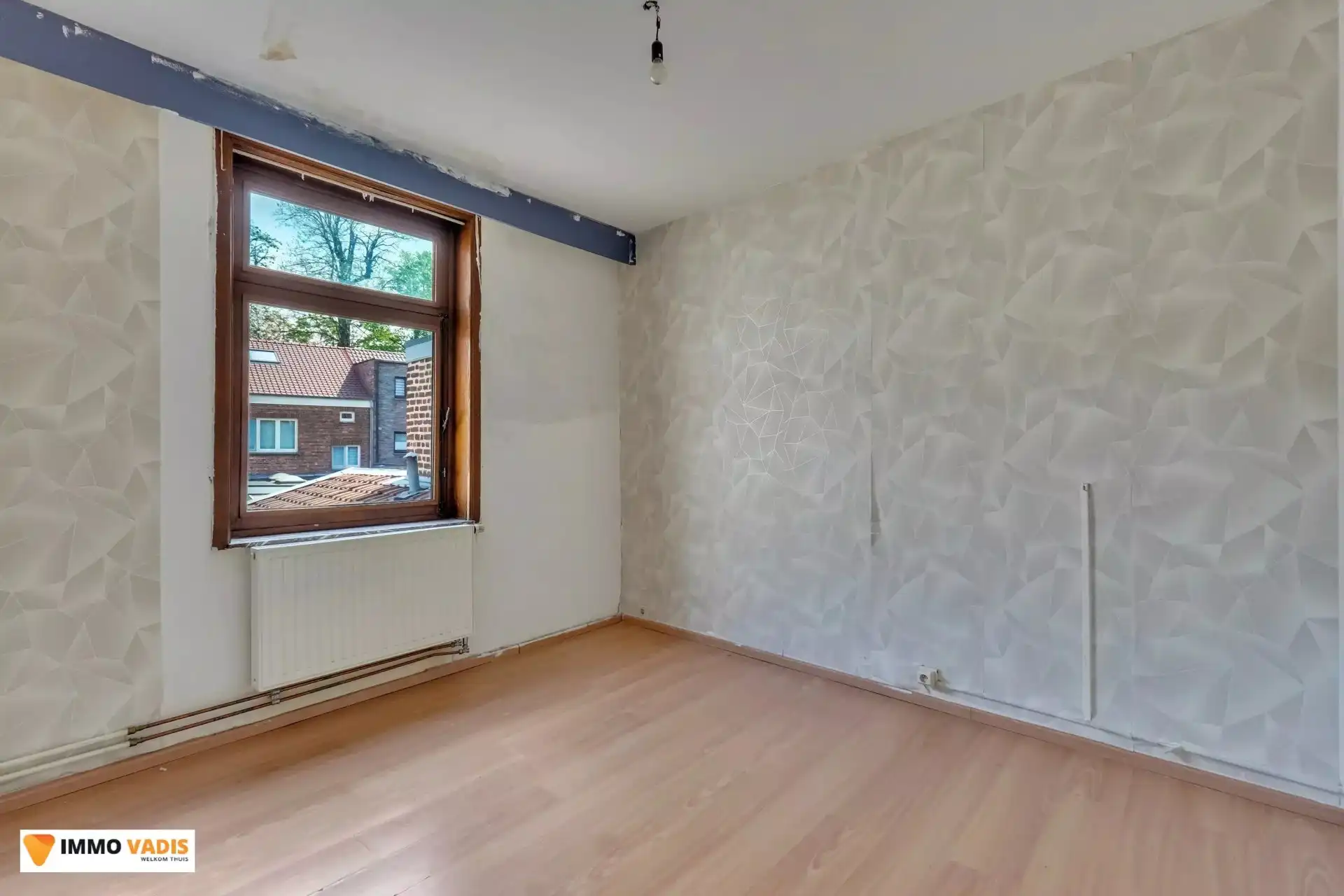 Authentiek herenhuis met karakter, klaar voor een stijlvolle renovatie. foto 12