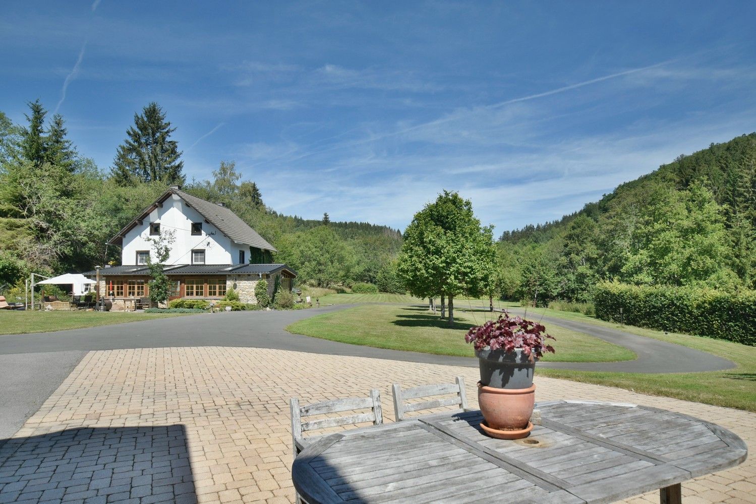 Domein van bijna 6 ha met een charmant landhuis en multifunctioneel vrijstaand bijgebouw op een idyllische, natuurrijke locatie te Amel foto 42