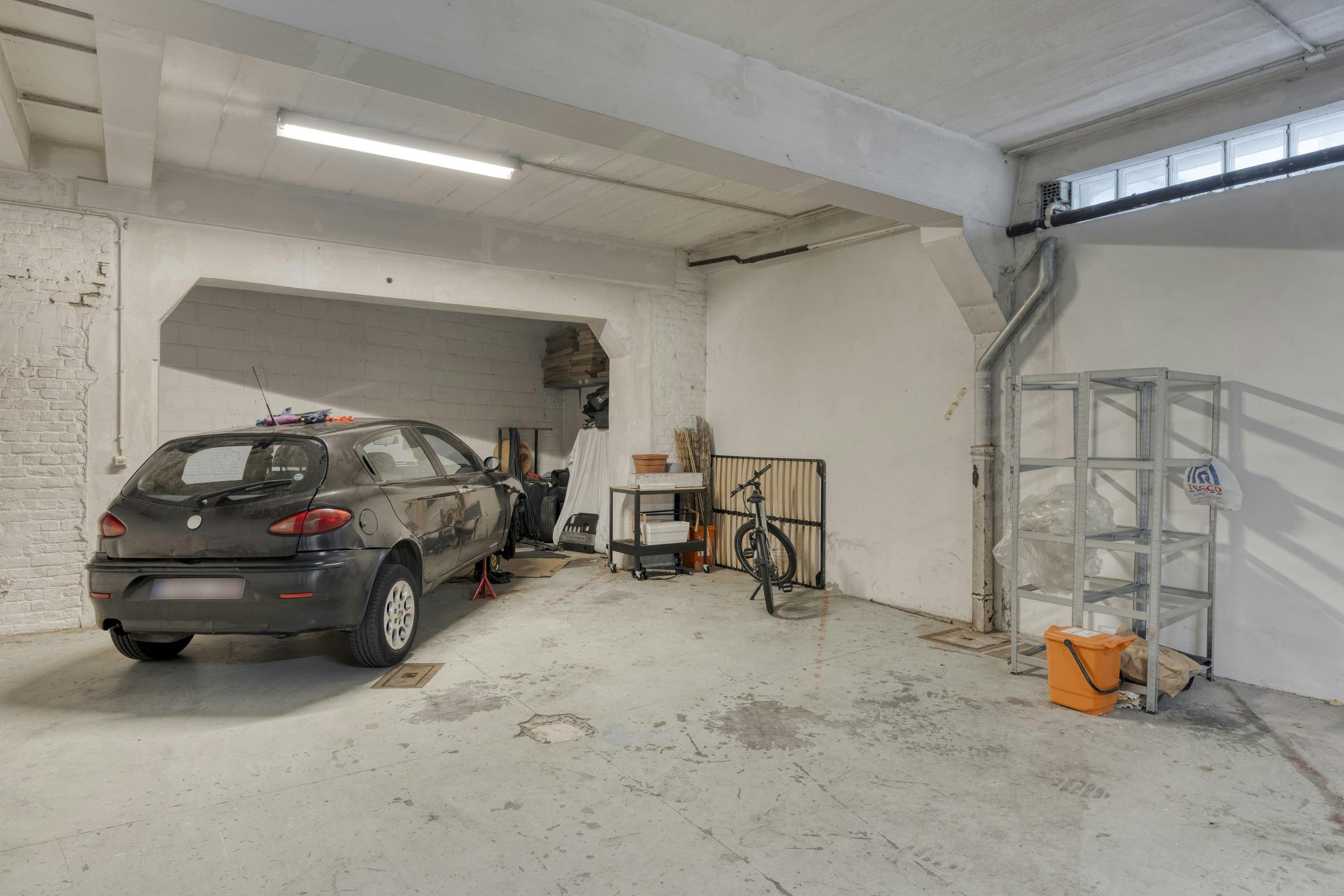 Ruim 2 slaapkamer appartement te koop in Koekelberg! foto 13